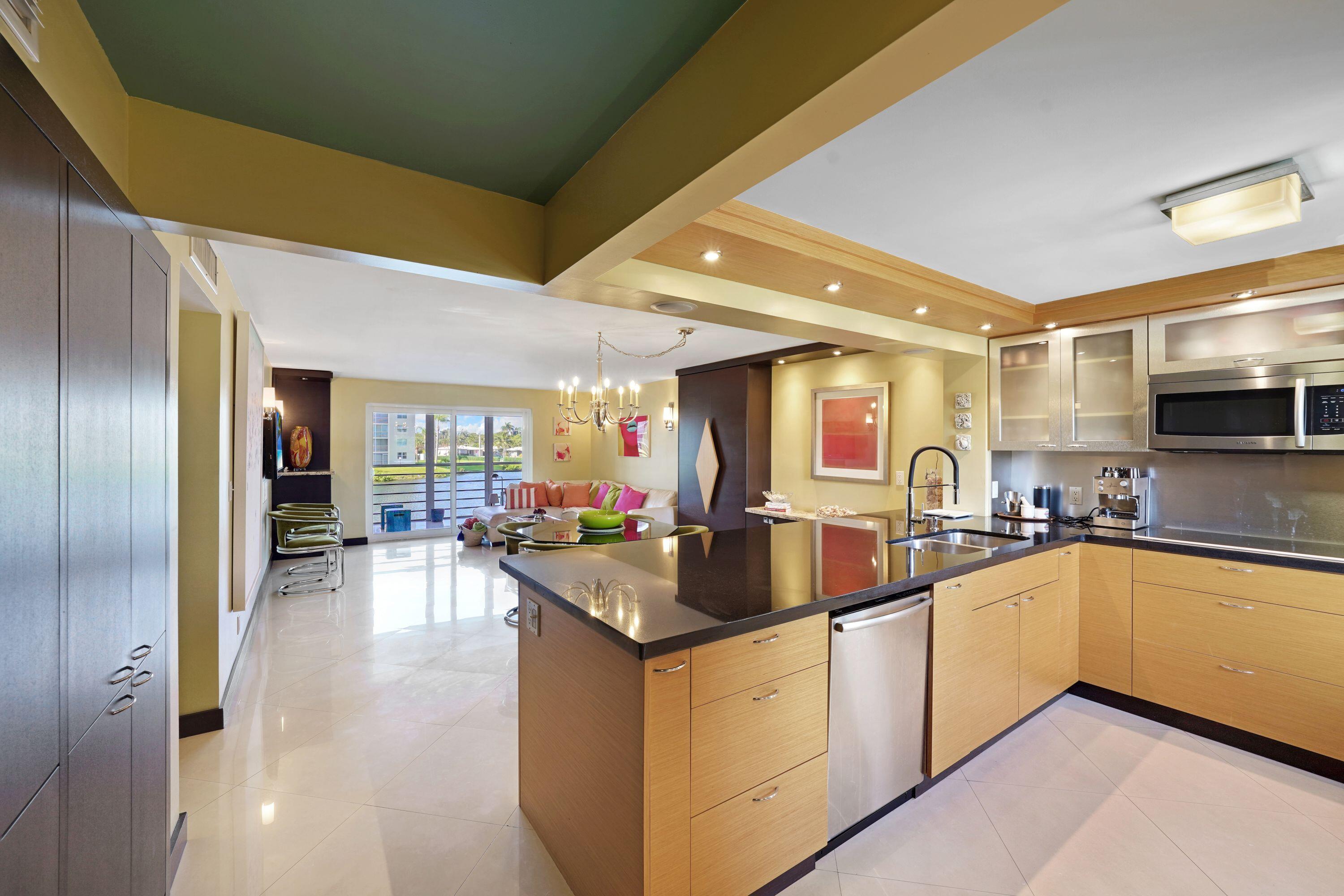 311 SE 3RD Street SE 207