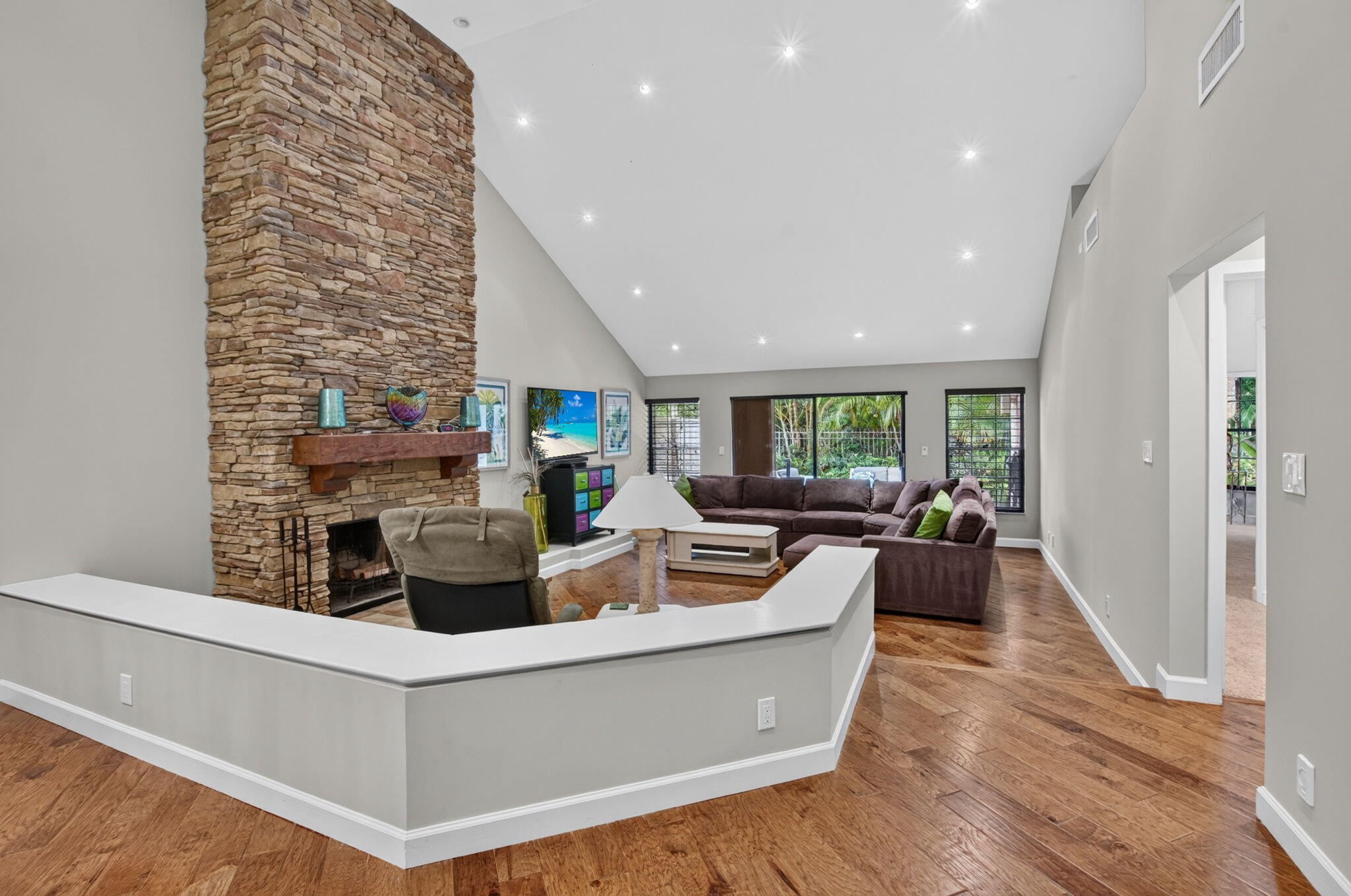 21676 Club Villa Terrace Property Photo 18