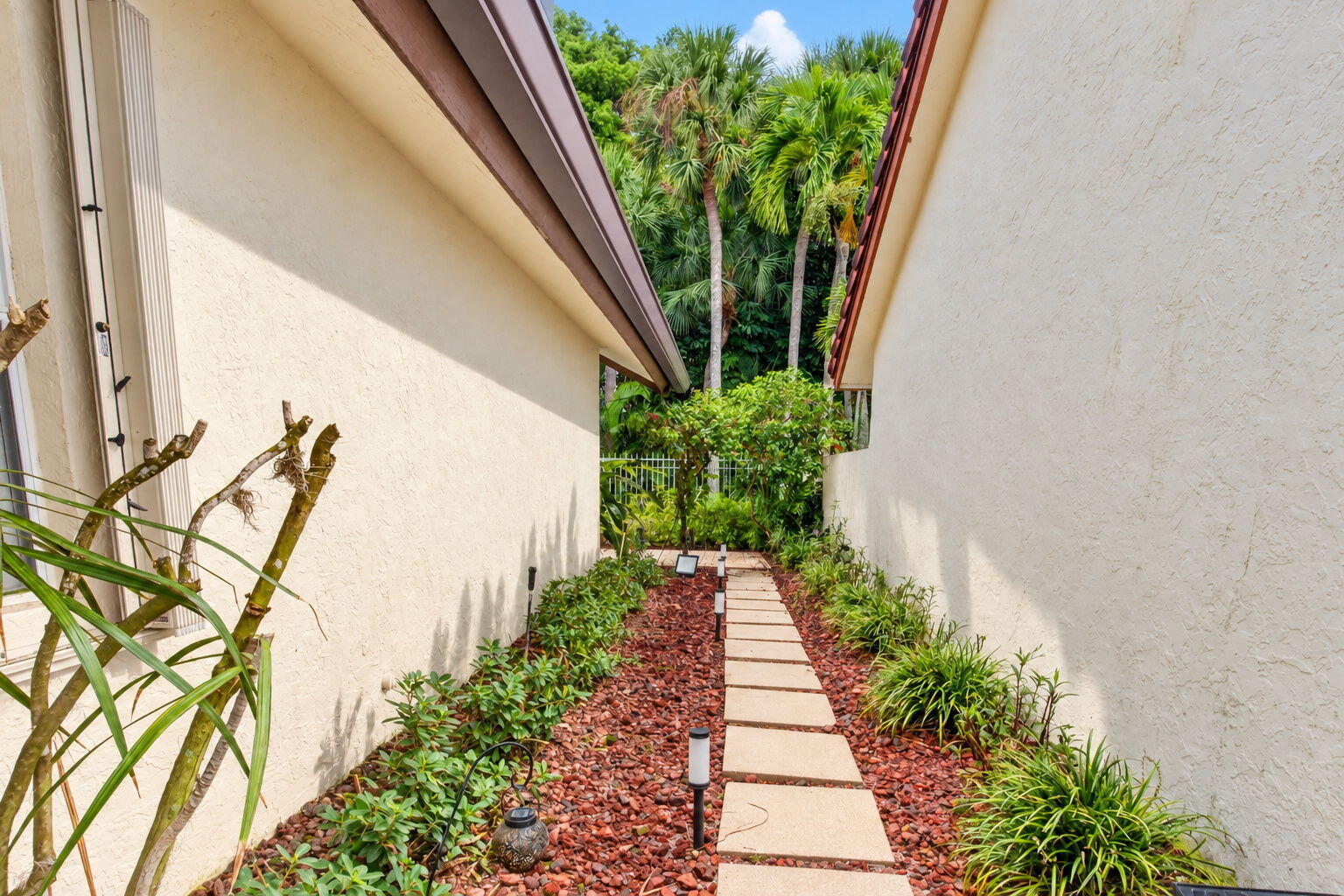 21676 Club Villa Terrace Property Photo 48