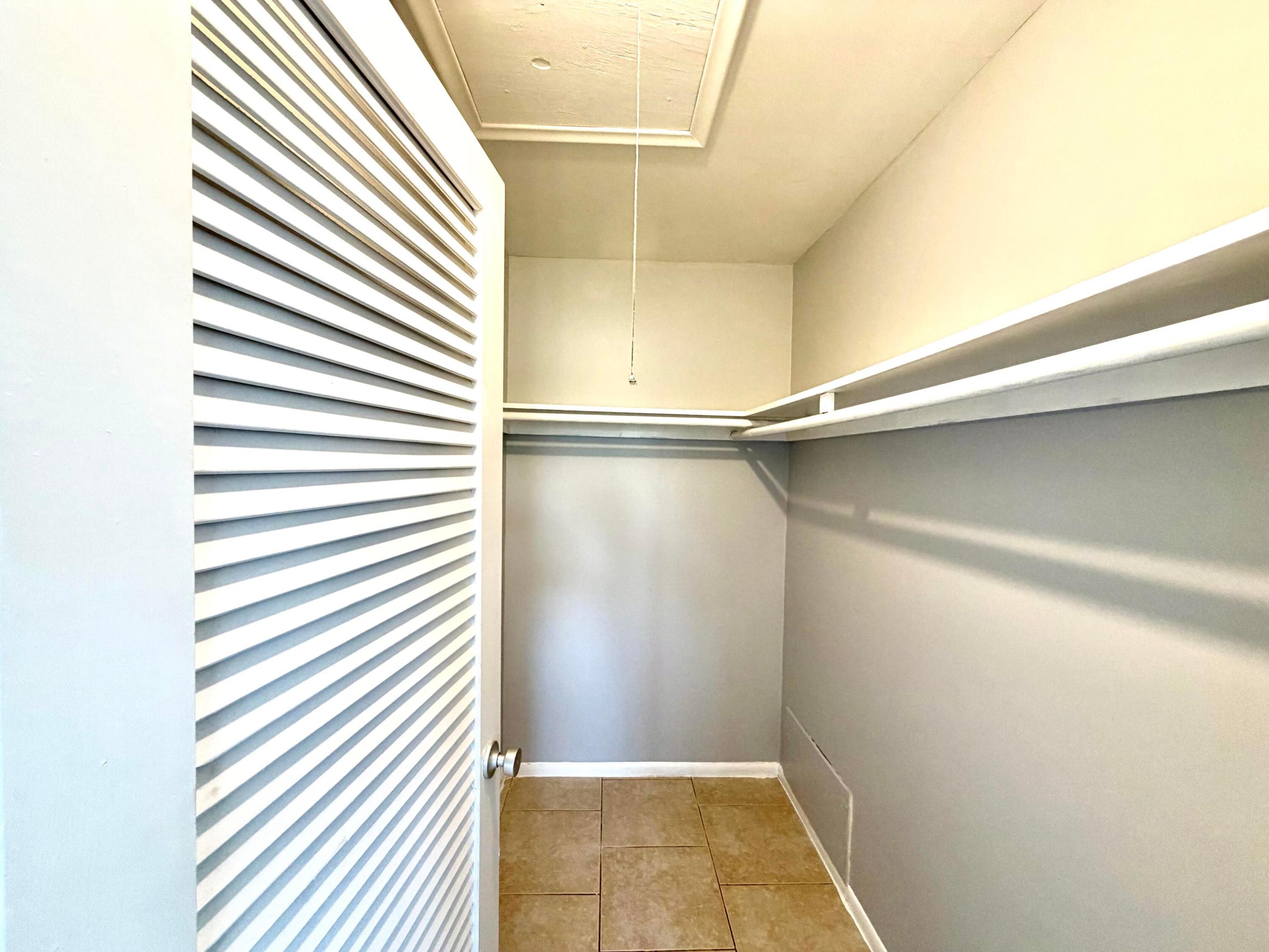 200 E Ocean Avenue 10 Property Photo 7