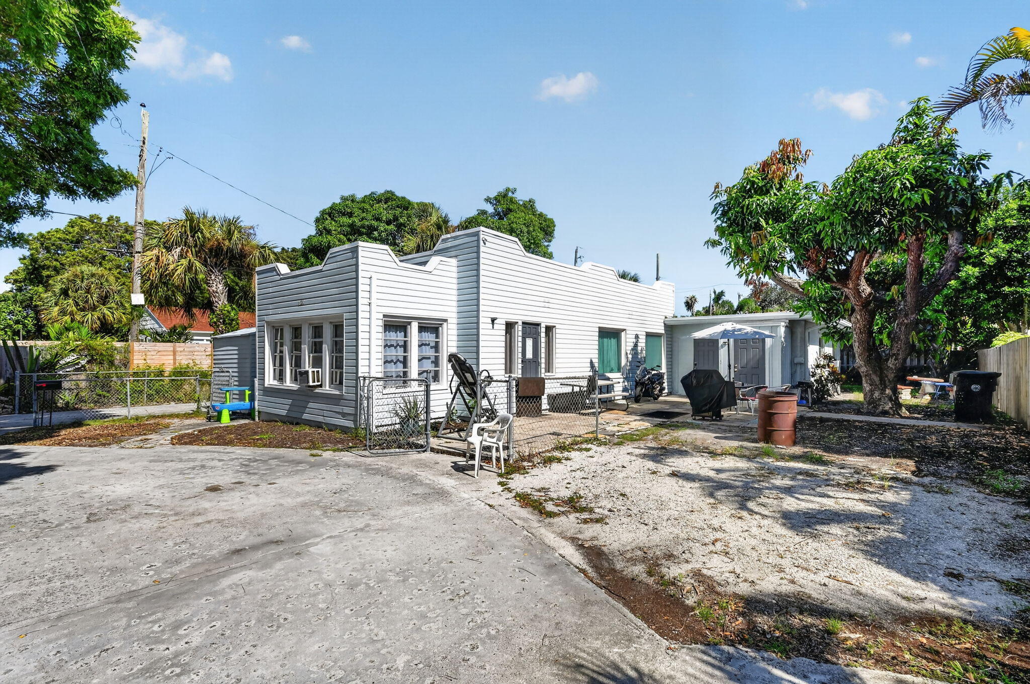 633 Franklin Road Property Photo 1