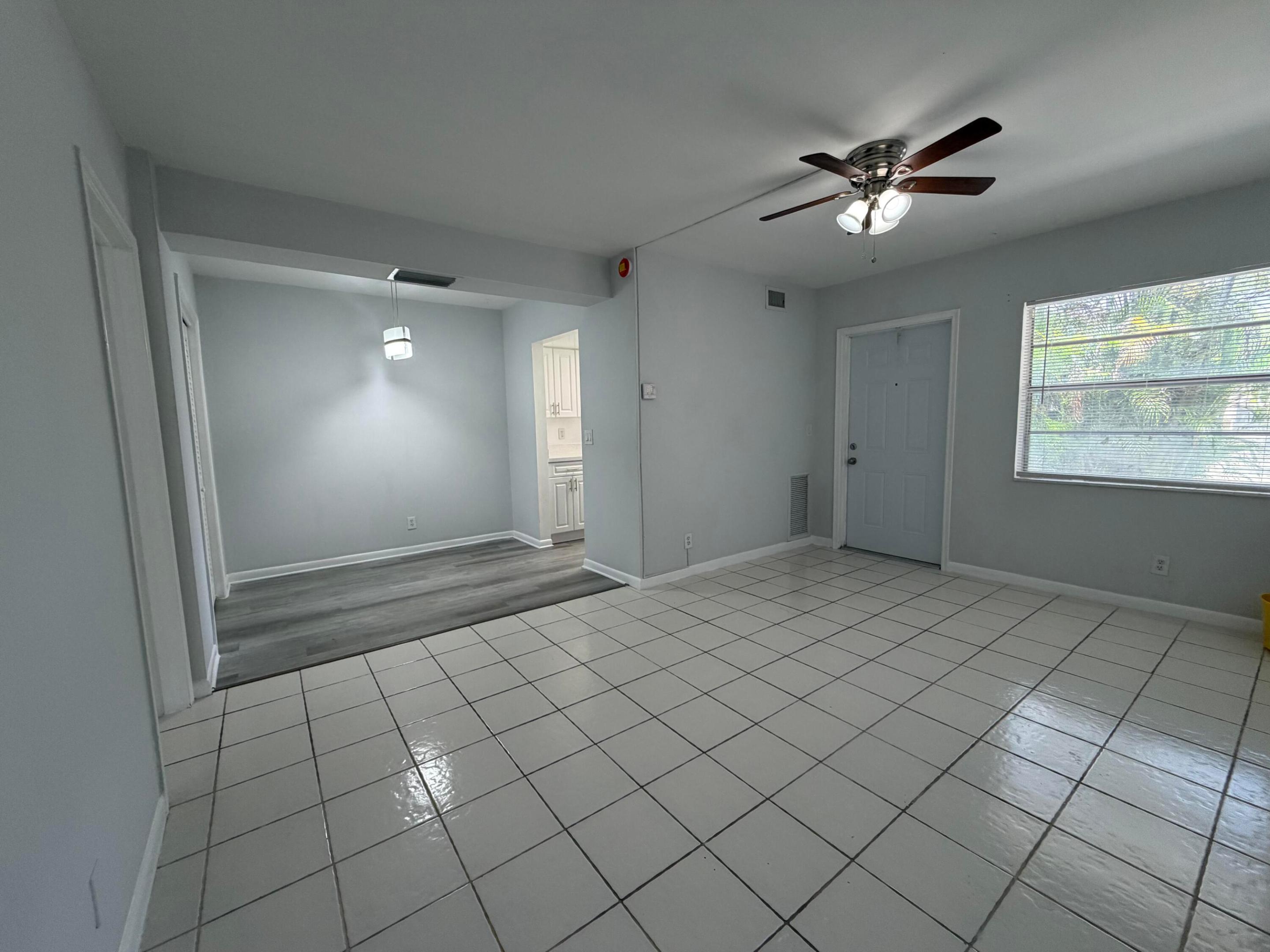 200 E Ocean Avenue 5 Property Photo 5