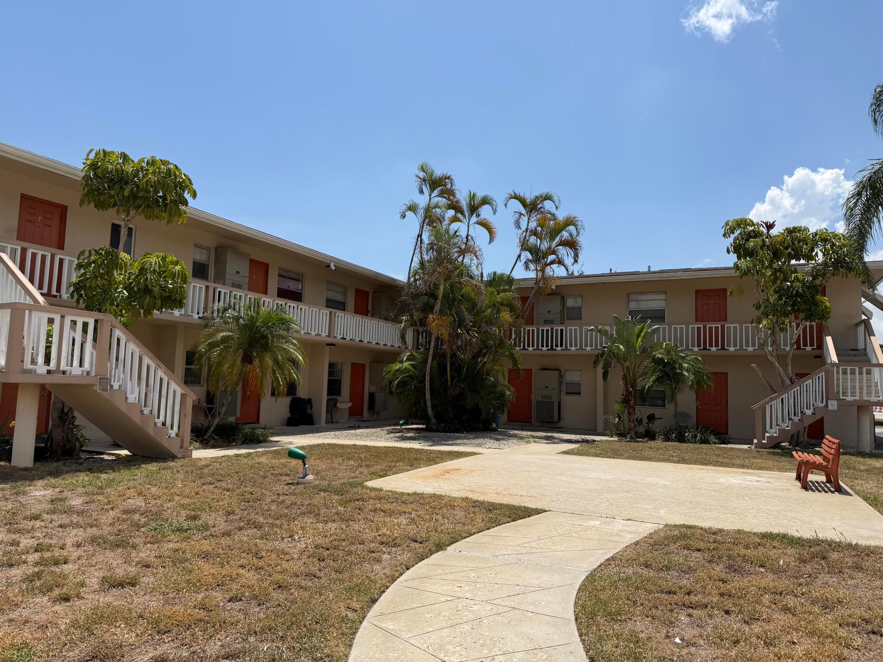 200 E Ocean Avenue 5 Property Photo 7