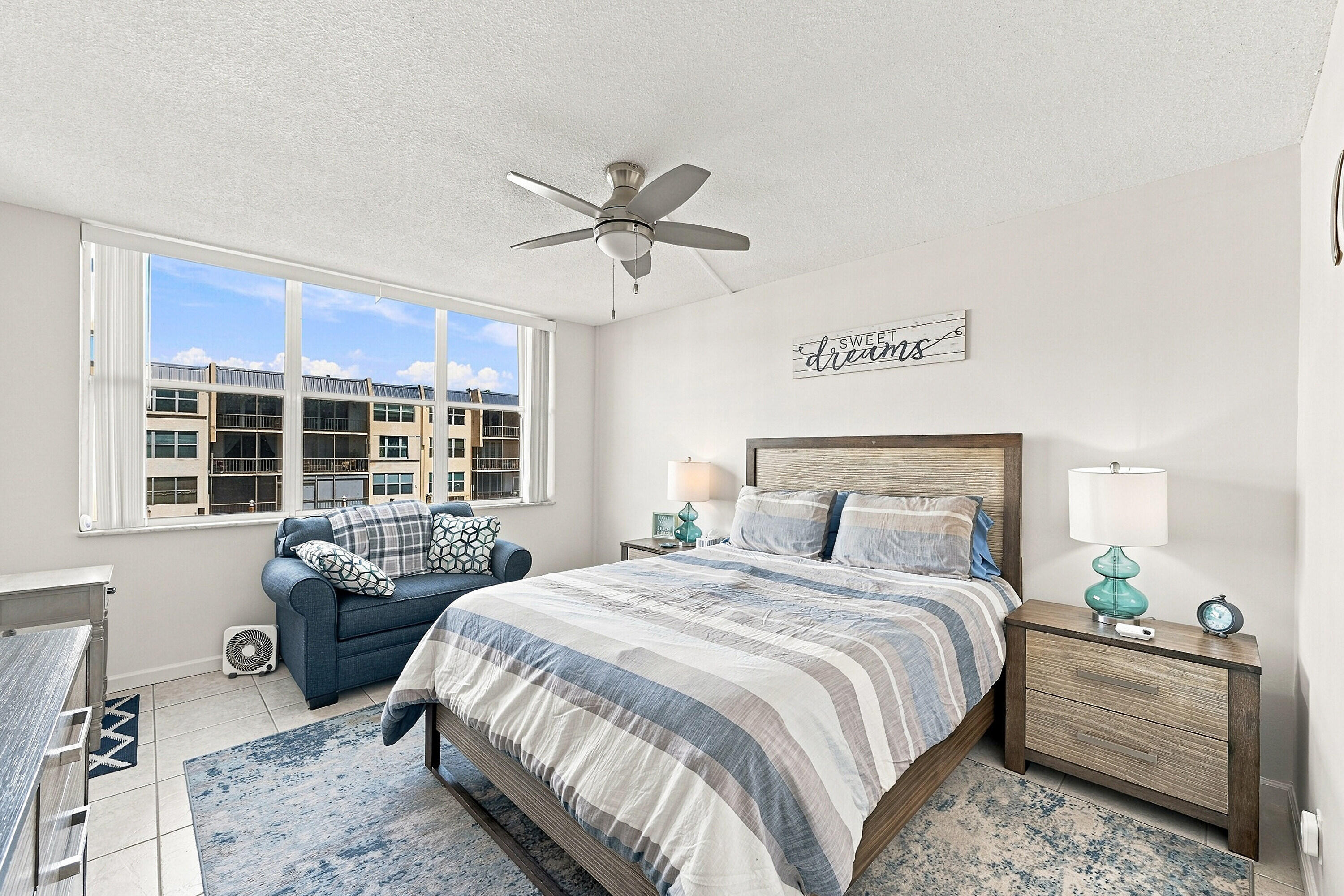 777 S Federal Highway D204 Property Photo 13
