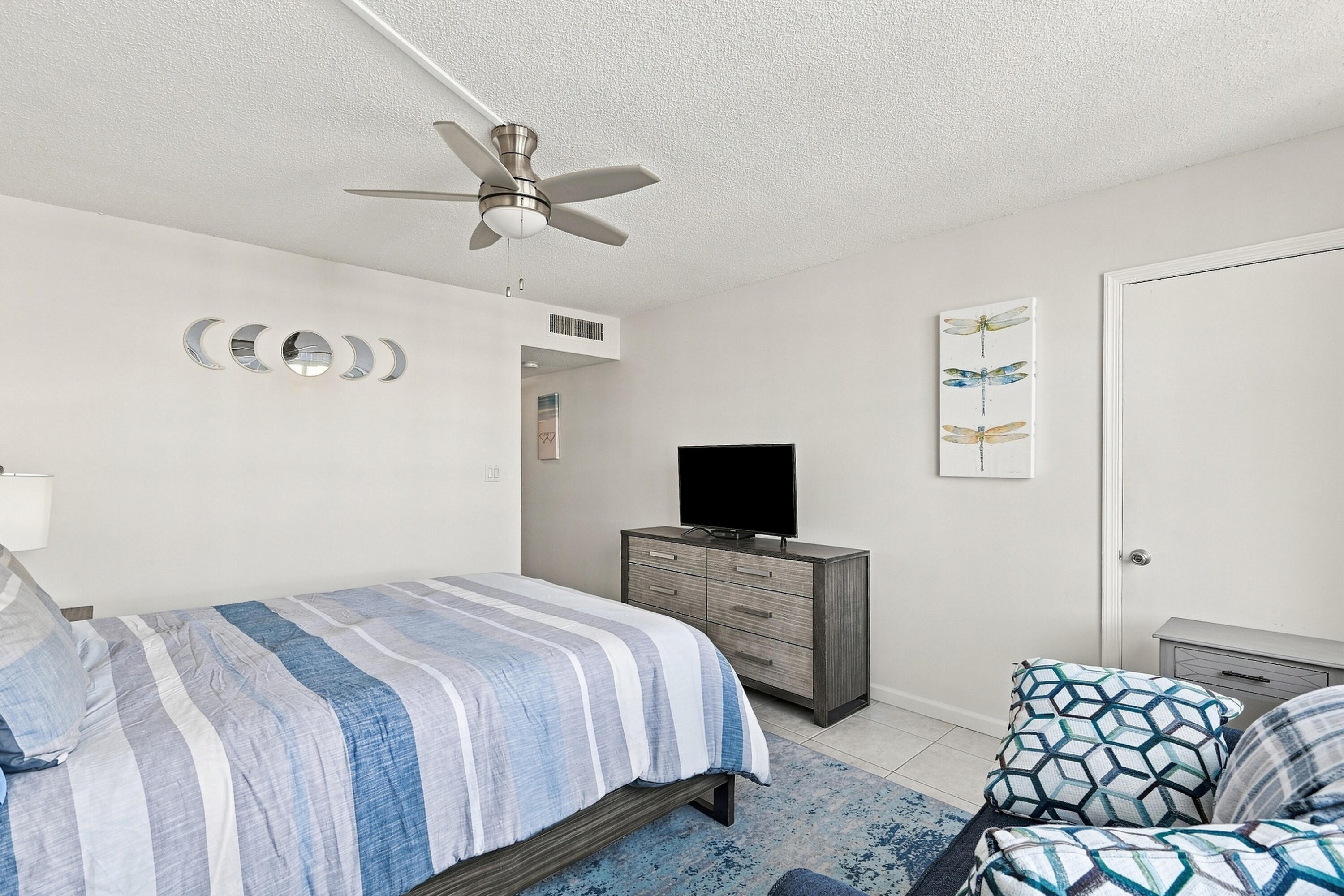 777 S Federal Highway D204 Property Photo 15