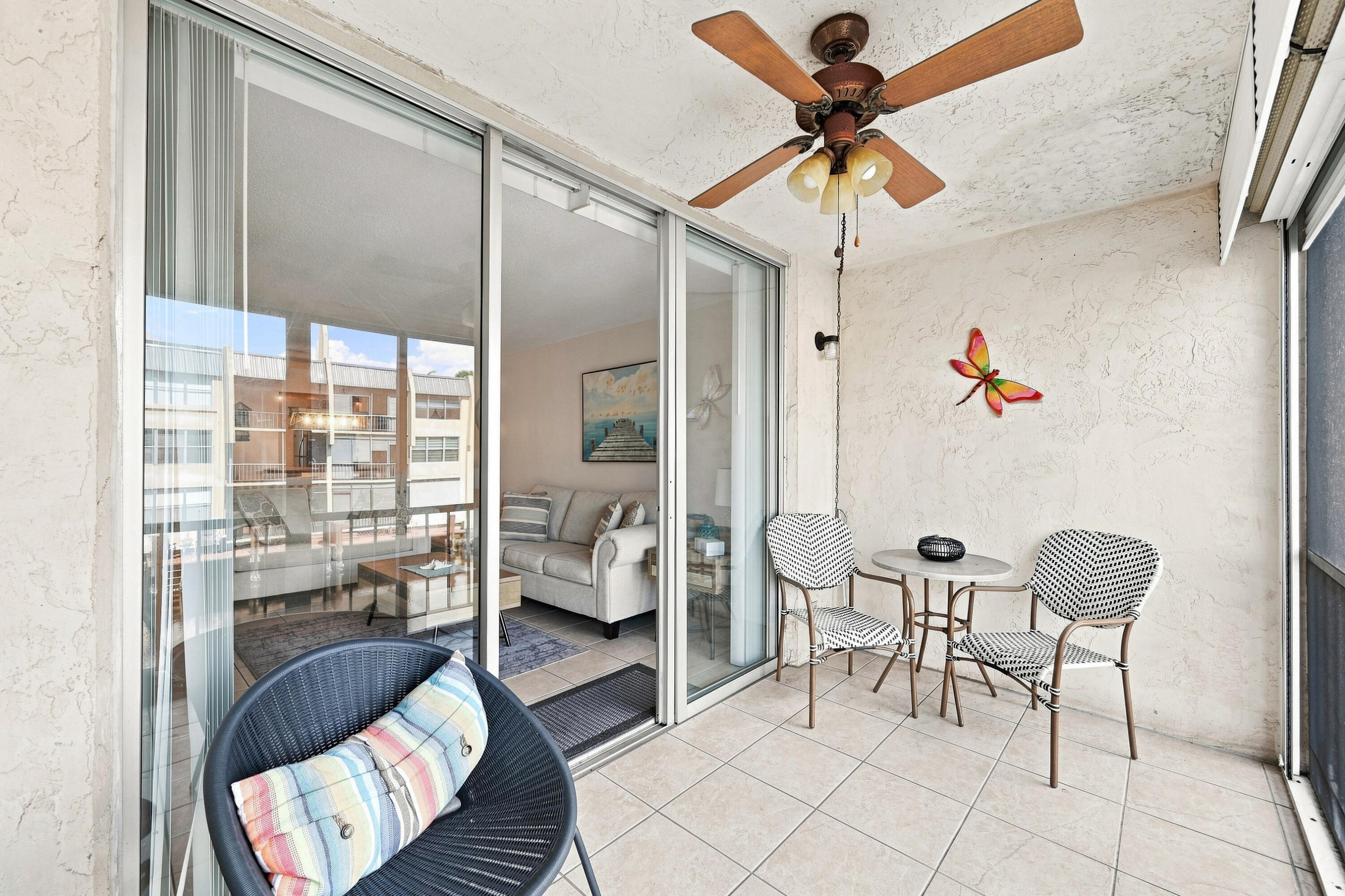 777 S Federal Highway D204 Property Photo 23