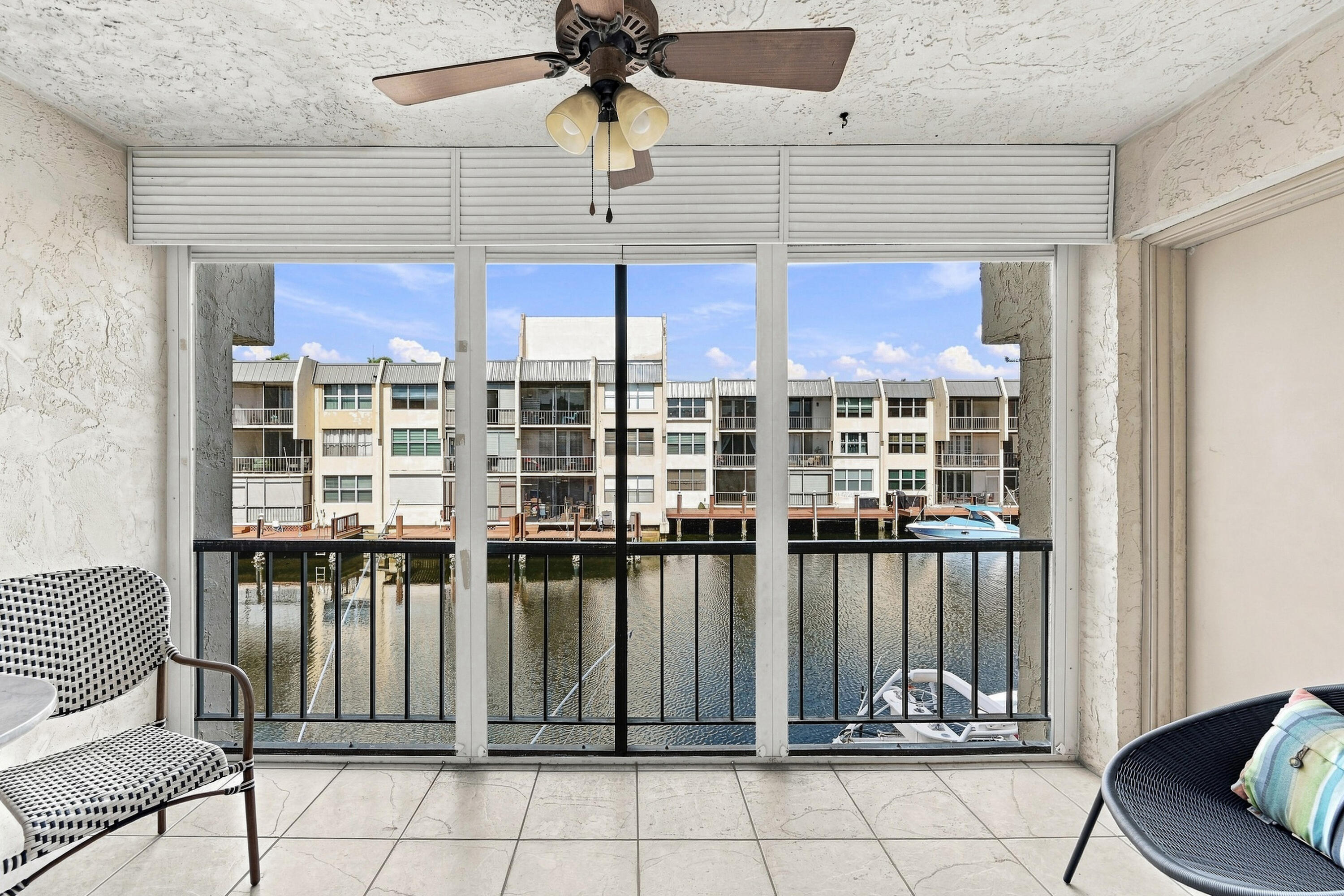 777 S Federal Highway D204 Property Photo 25