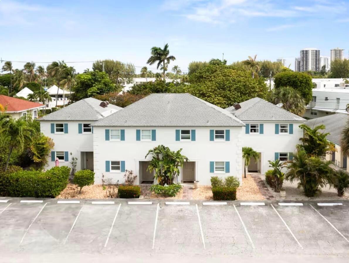 1222 Surf Road Property Photo 1