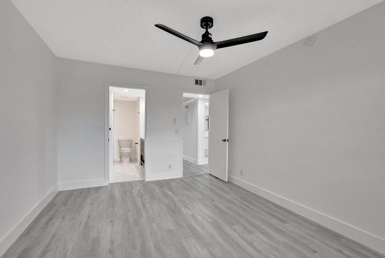 2053 Wolverton C Property Photo 7