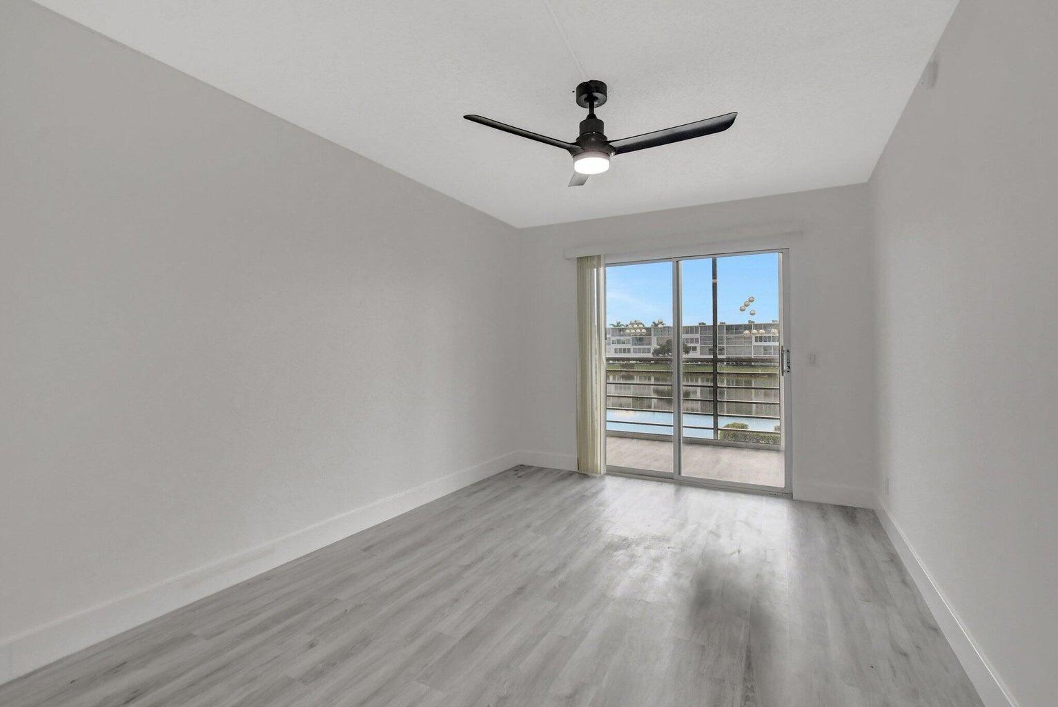 2053 Wolverton C Property Photo 11