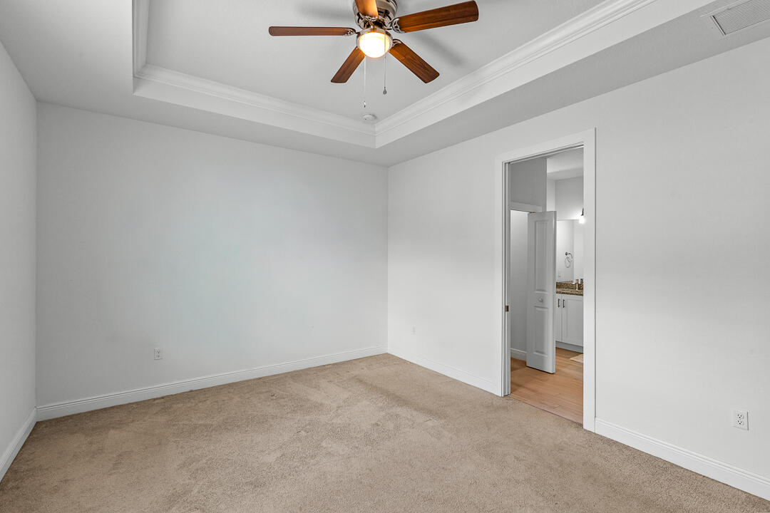275 Sw Elderberry Drive Property Photo 18
