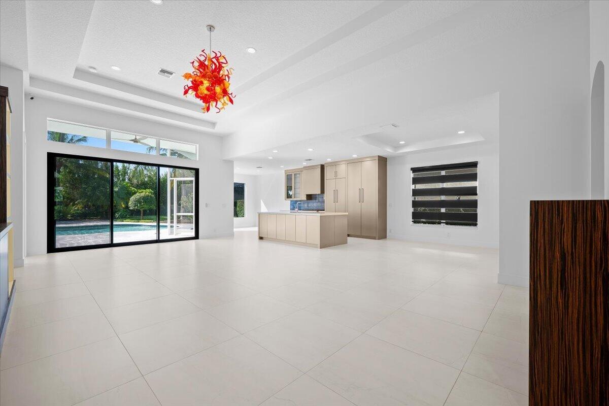 180 Carina Drive Property Photo 10