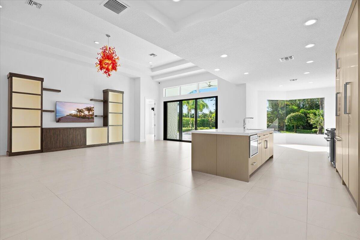 180 Carina Drive Property Photo 20