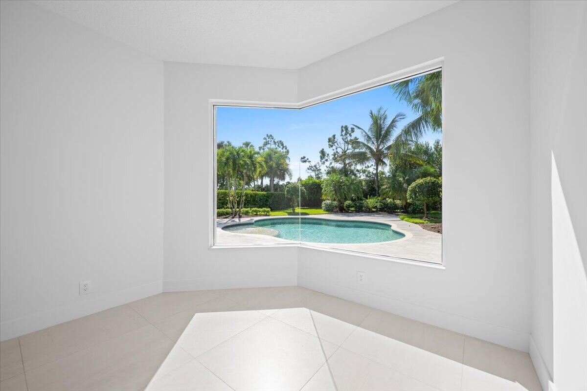 180 Carina Drive Property Photo 22