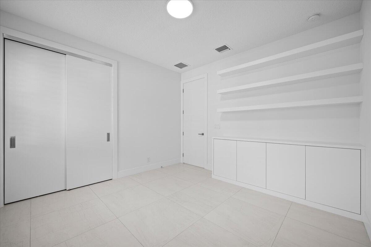 180 Carina Drive Property Photo 37