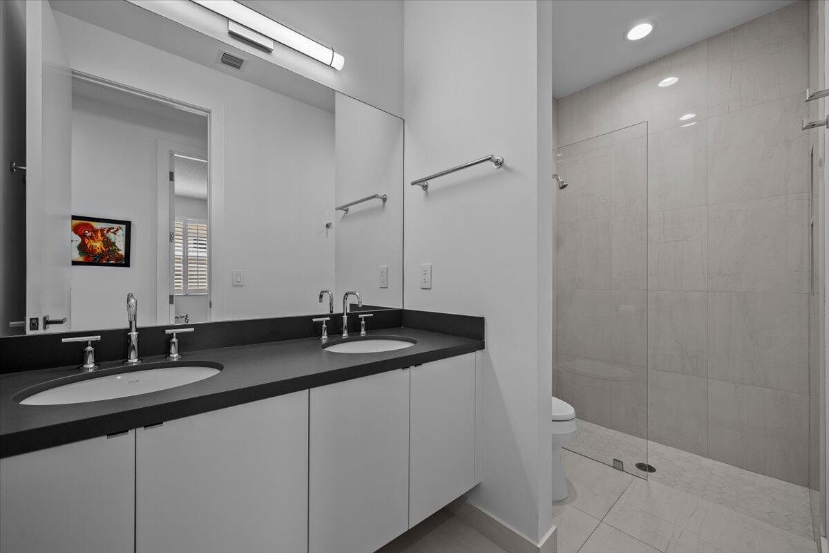 180 Carina Drive Property Photo 40