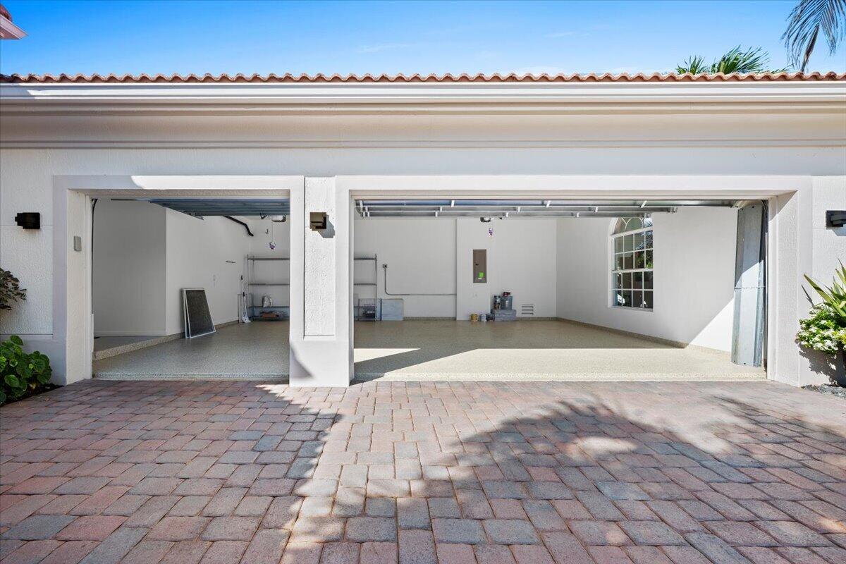180 Carina Drive Property Photo 53