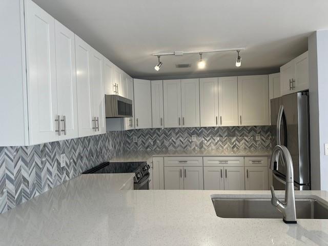 4151 Eastridge Circle Property Photo 7