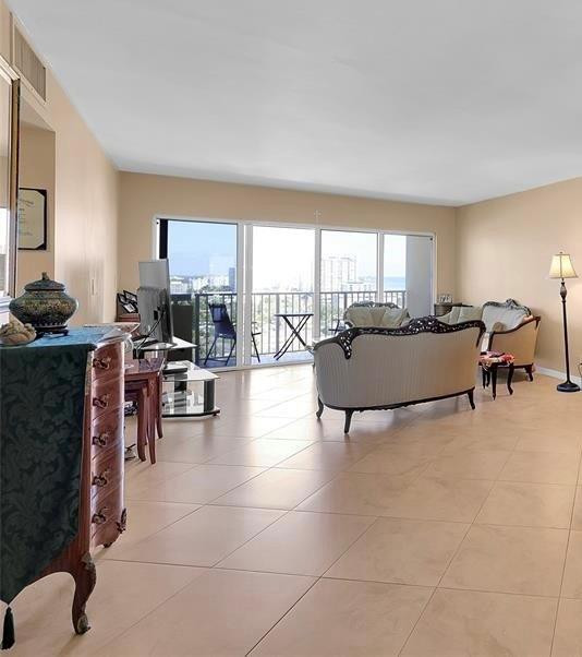 1200 Hibiscus Avenue Ph3 Property Photo 15