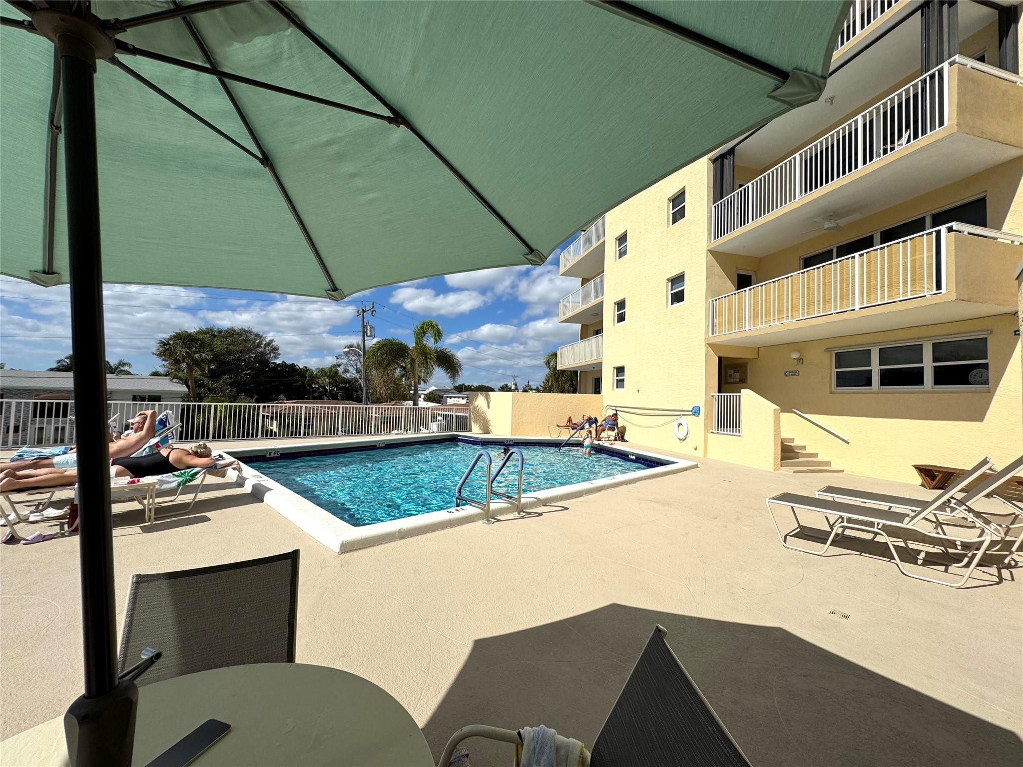 1200 Hibiscus Avenue Ph3 Property Photo 28