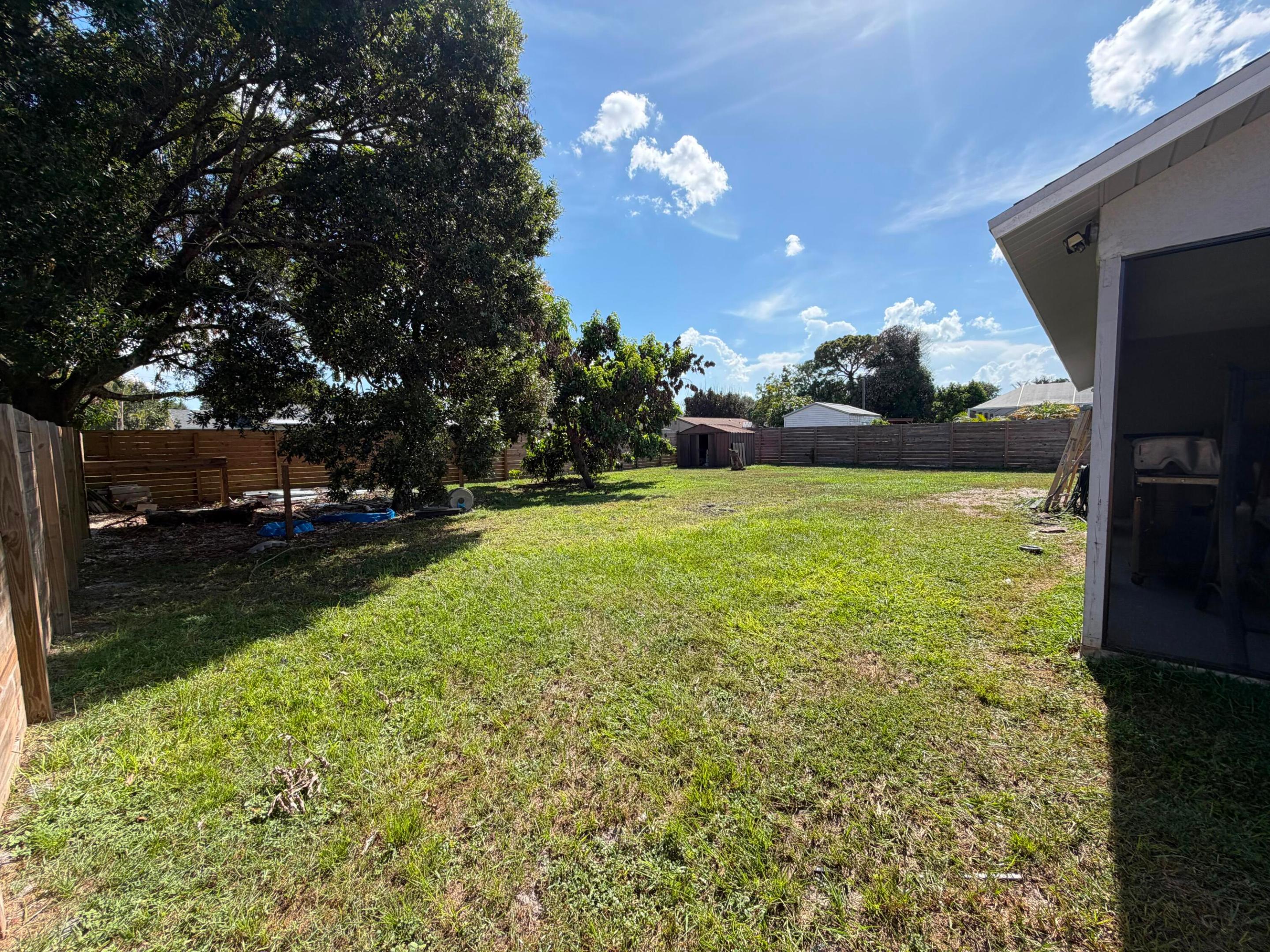 1486 Se Grapeland Avenue Property Photo 57