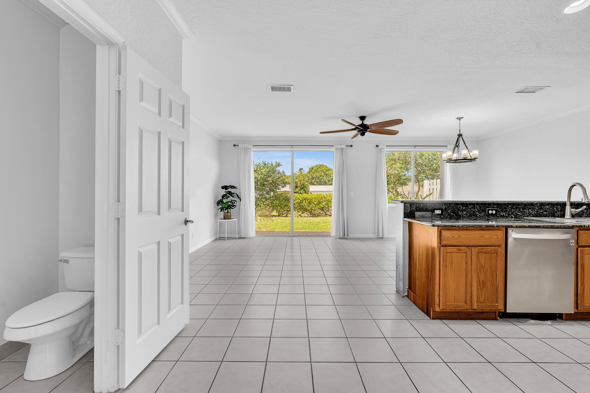 3028 N Evergreen Circle Property Photo 8