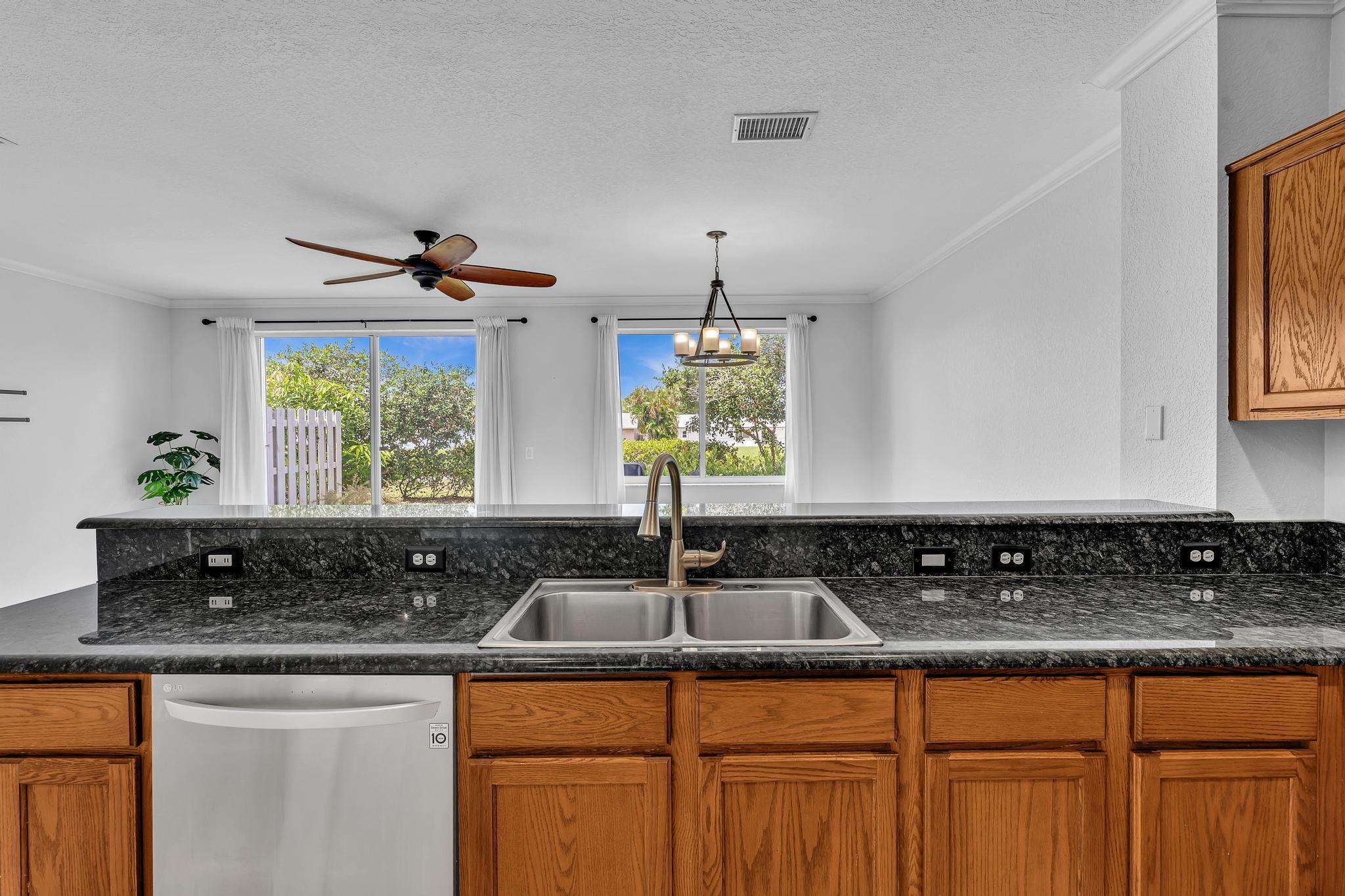 3028 N Evergreen Circle Property Photo 12