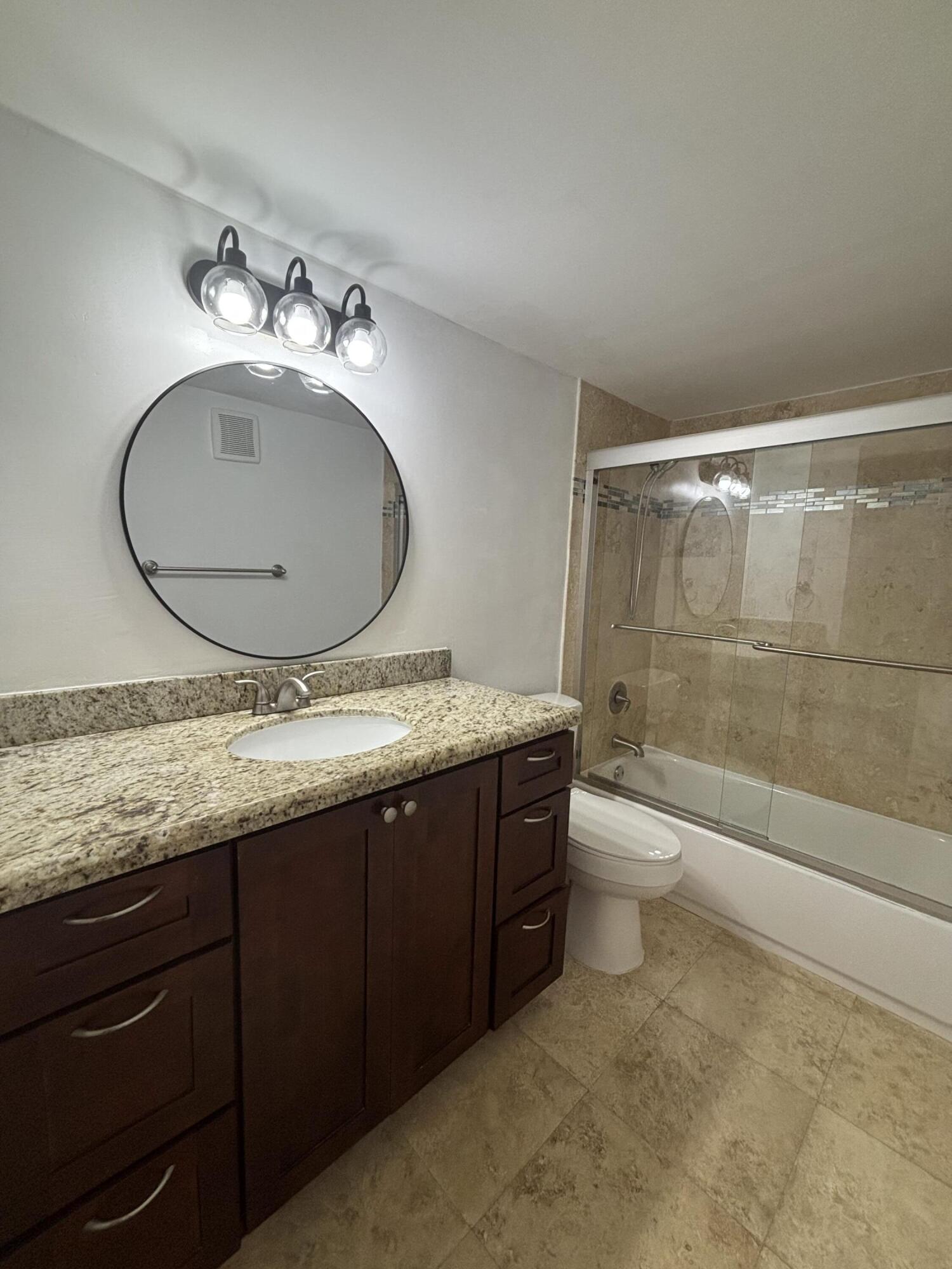 220 Lakeview Drive 103 Property Photo 21