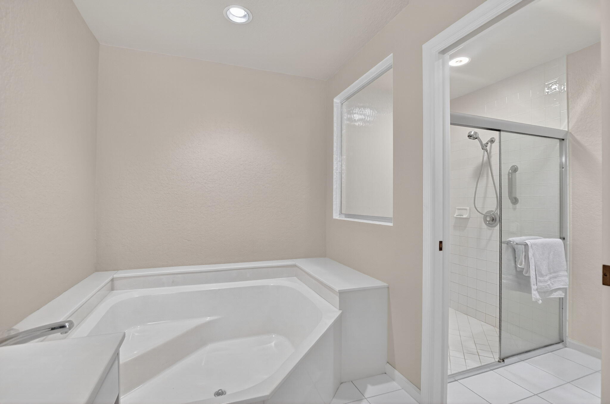 6301 Nw 25th Way Property Photo 20