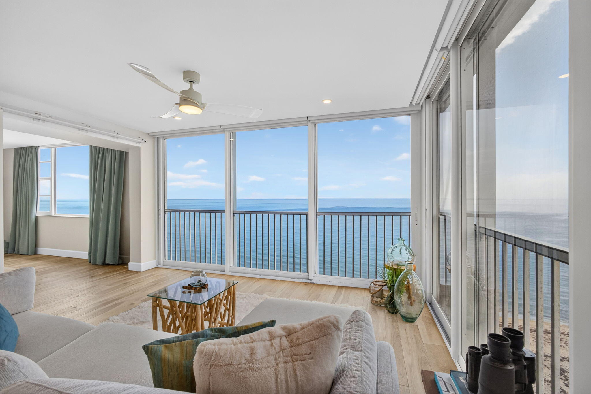840 Ocean Drive 1001 Property Photo 28
