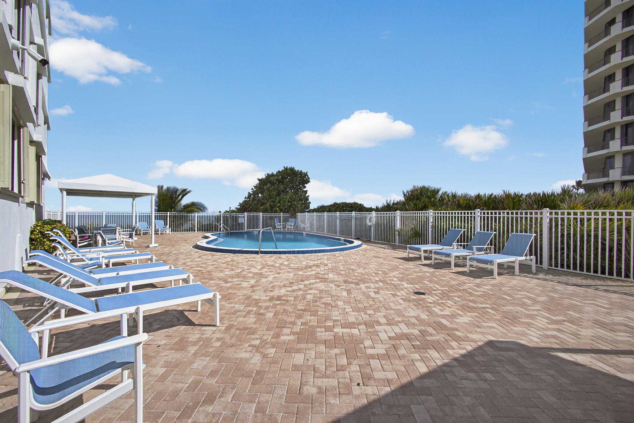 840 Ocean Drive 1001 Property Photo 55