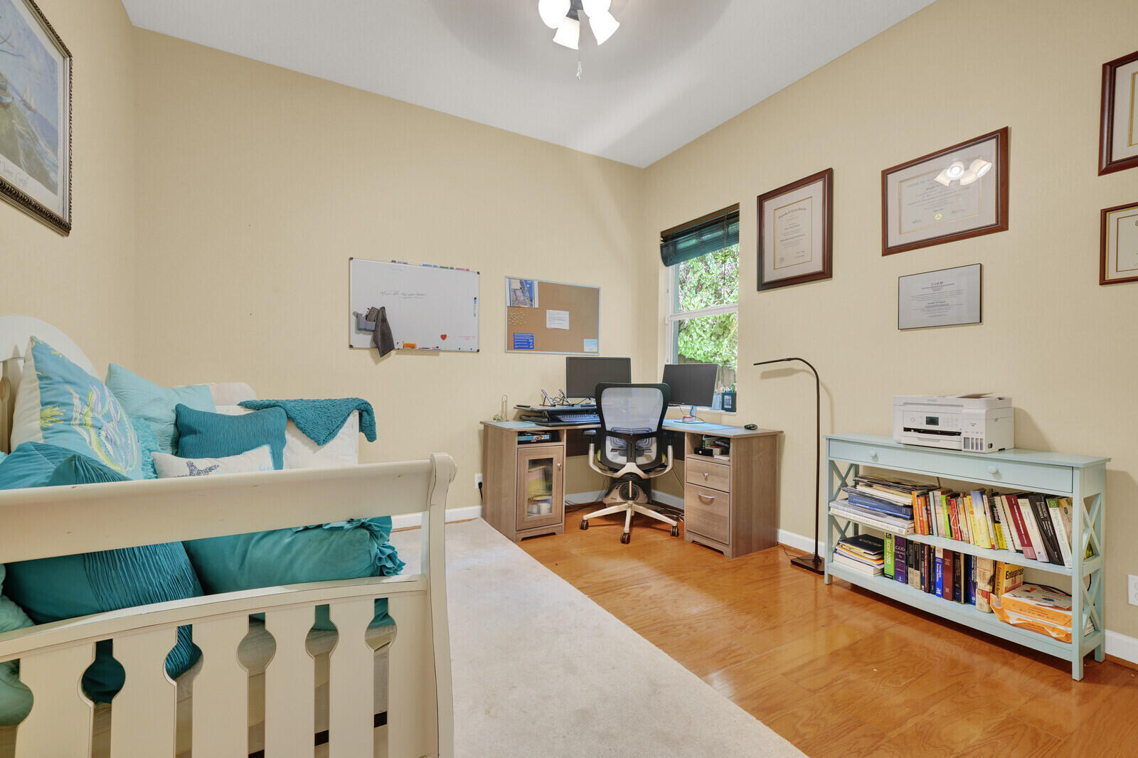 1870 Ne Victorian Lane Property Photo 32
