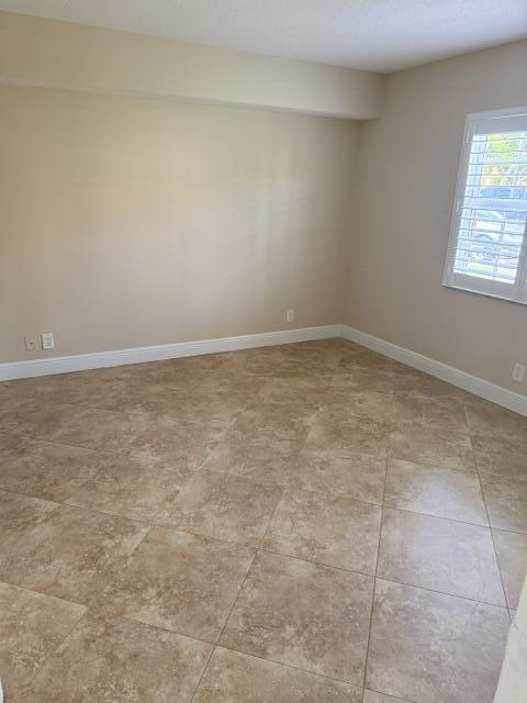 1035 Lake Shore Drive 103 Property Photo 9