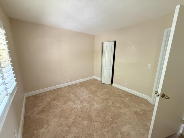1035 Lake Shore Drive 103 Property Photo 14