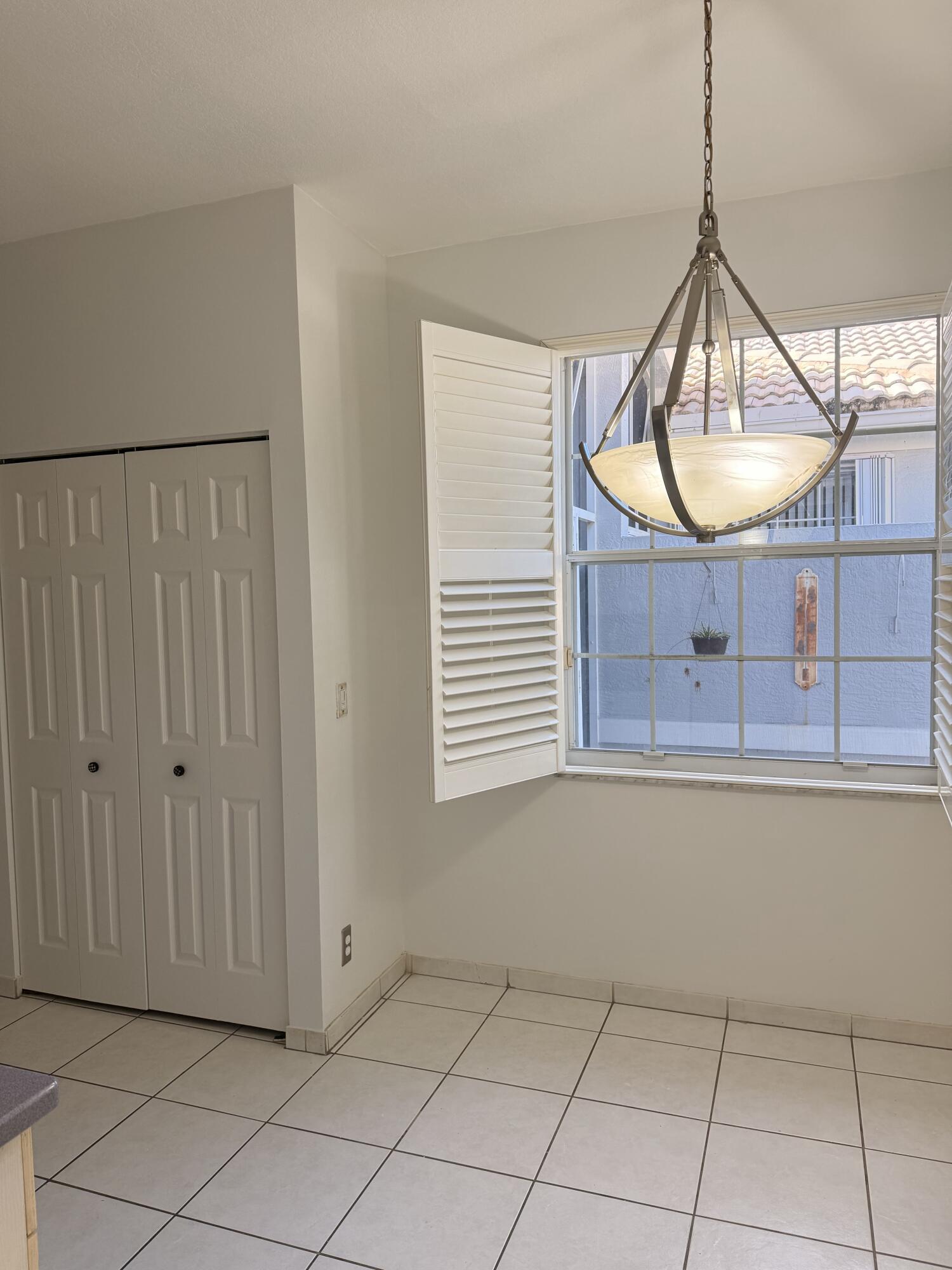 10724 Royal Caribbean Circle Property Photo 6