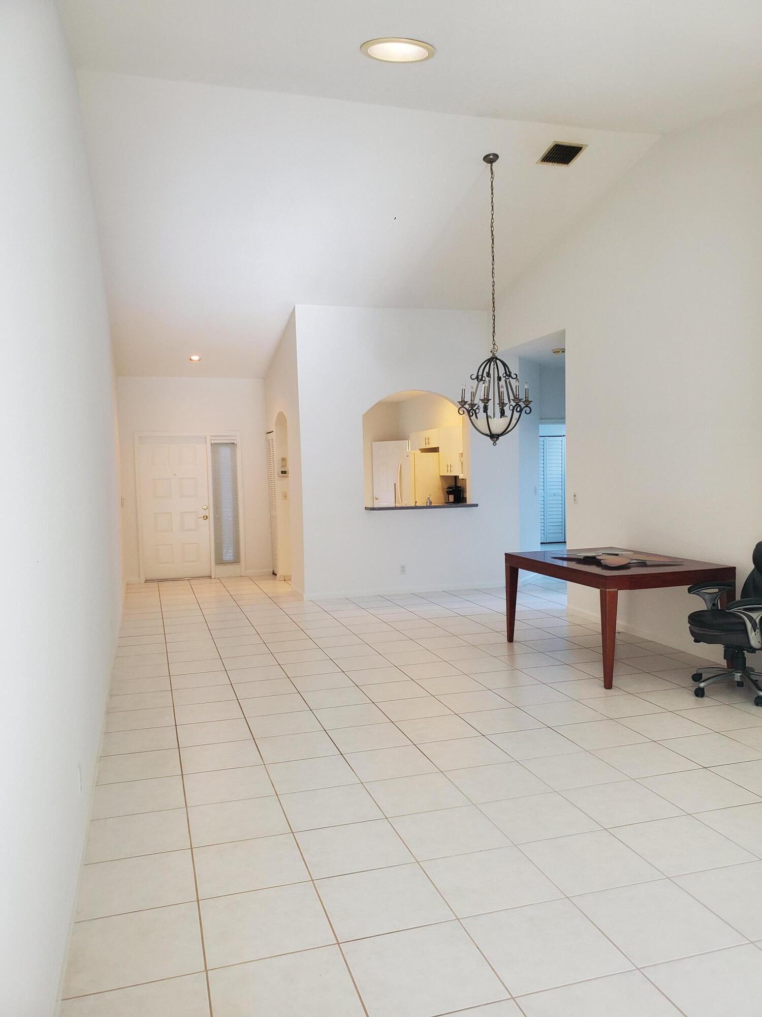 10724 Royal Caribbean Circle Property Photo 18