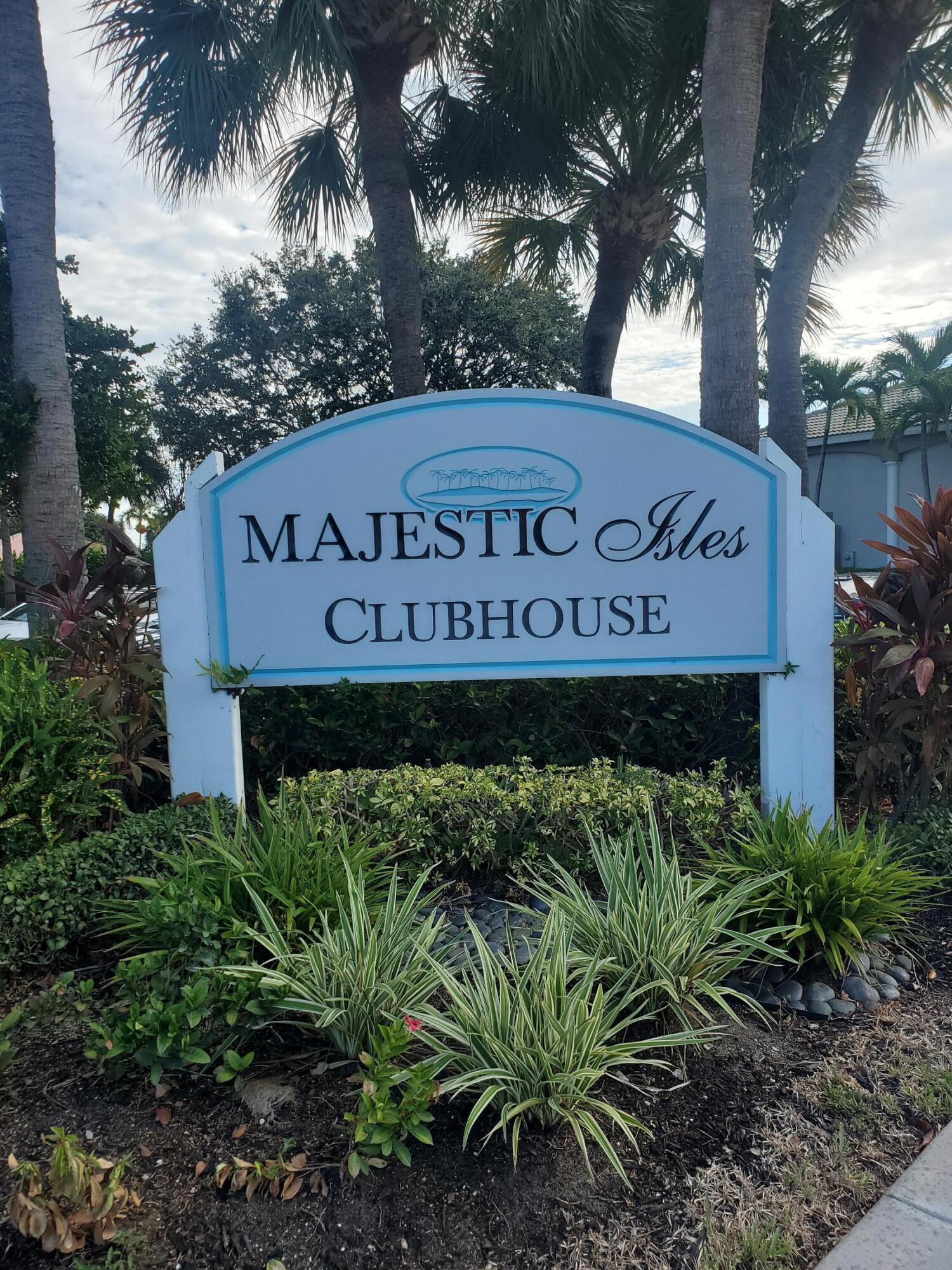 10724 Royal Caribbean Circle Property Photo 30