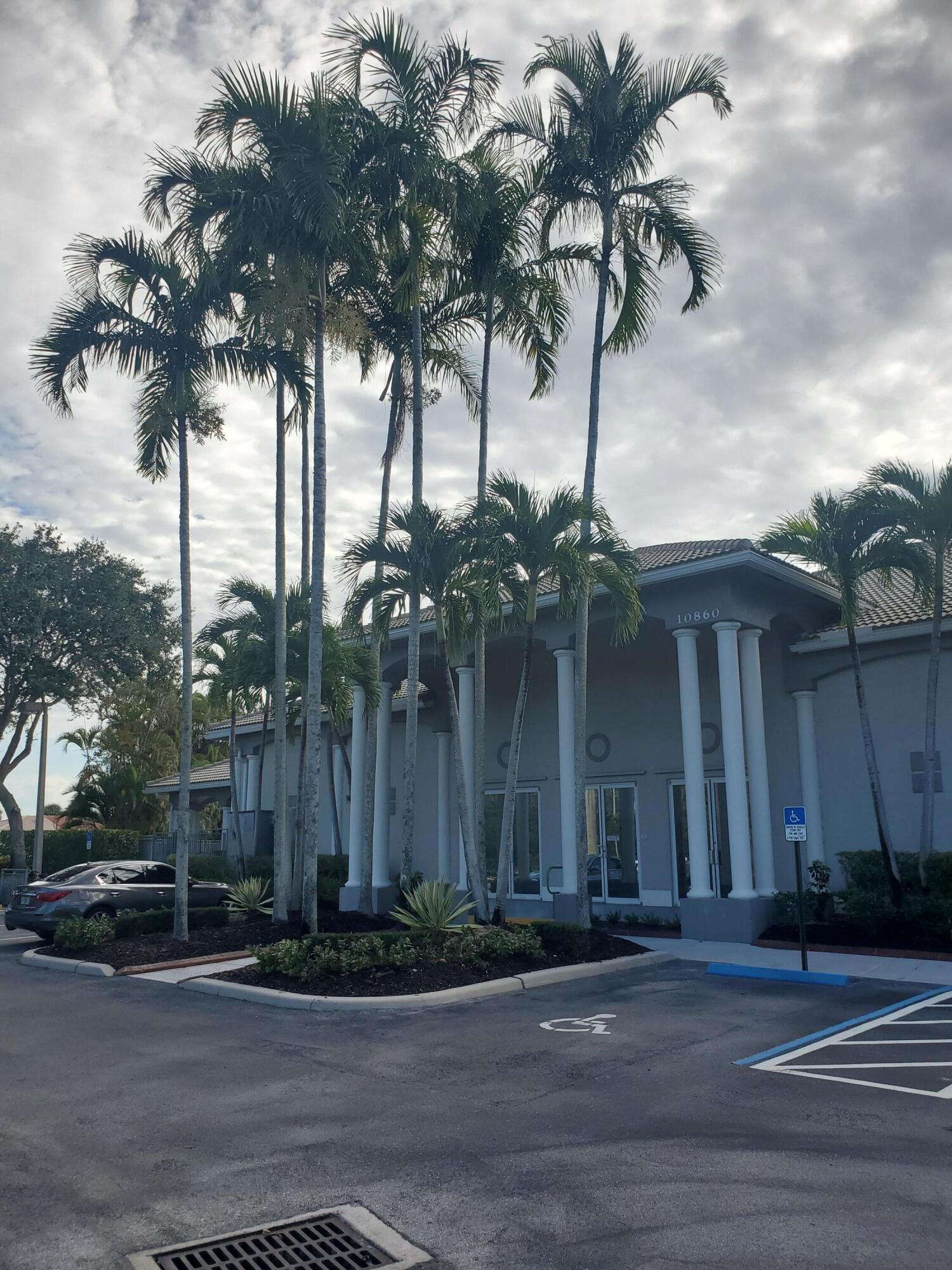 10724 Royal Caribbean Circle Property Photo 31