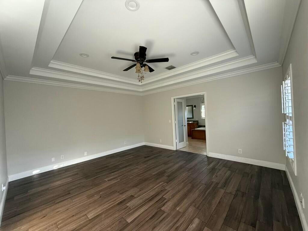 5777 Wind Drift Lane Property Photo 4