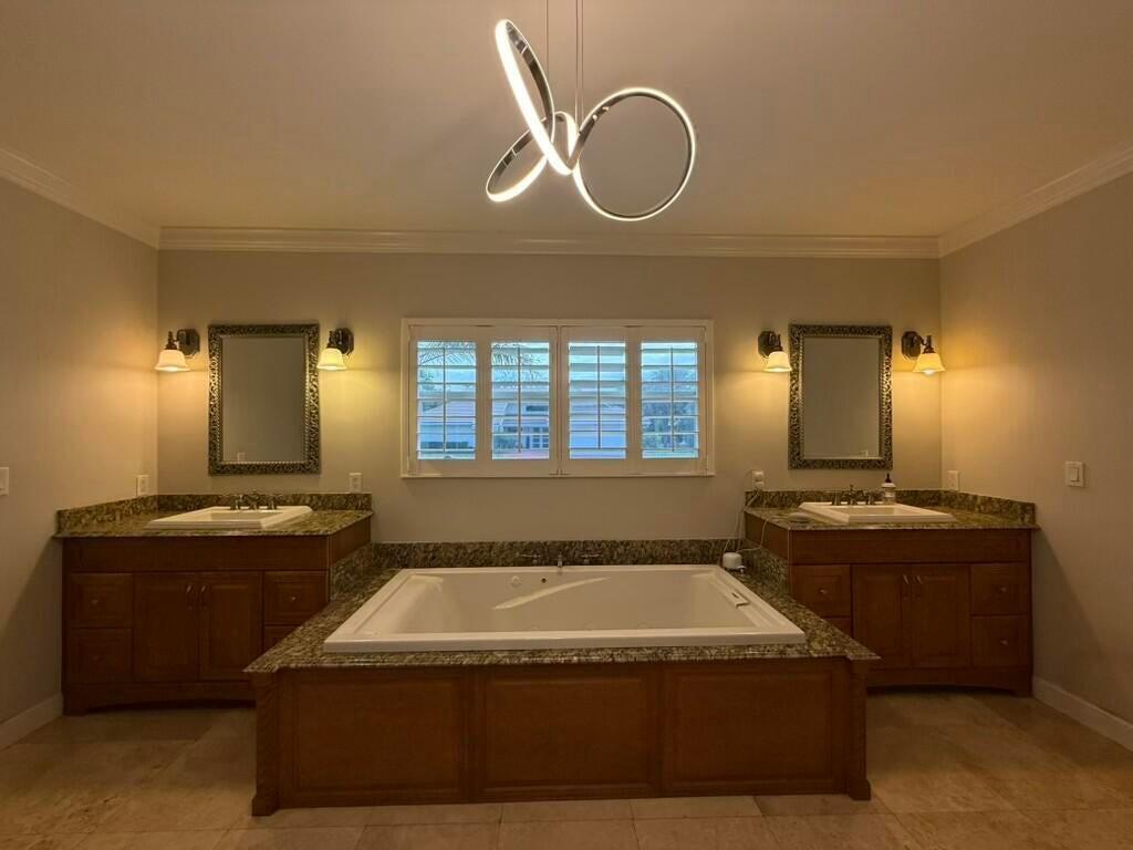 5777 Wind Drift Lane Property Photo 5