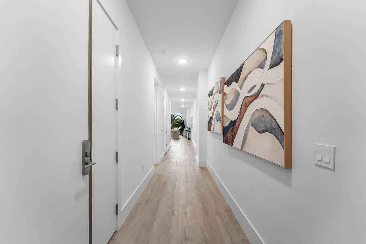 220 Lake Shore Drive 702 Property Photo 9