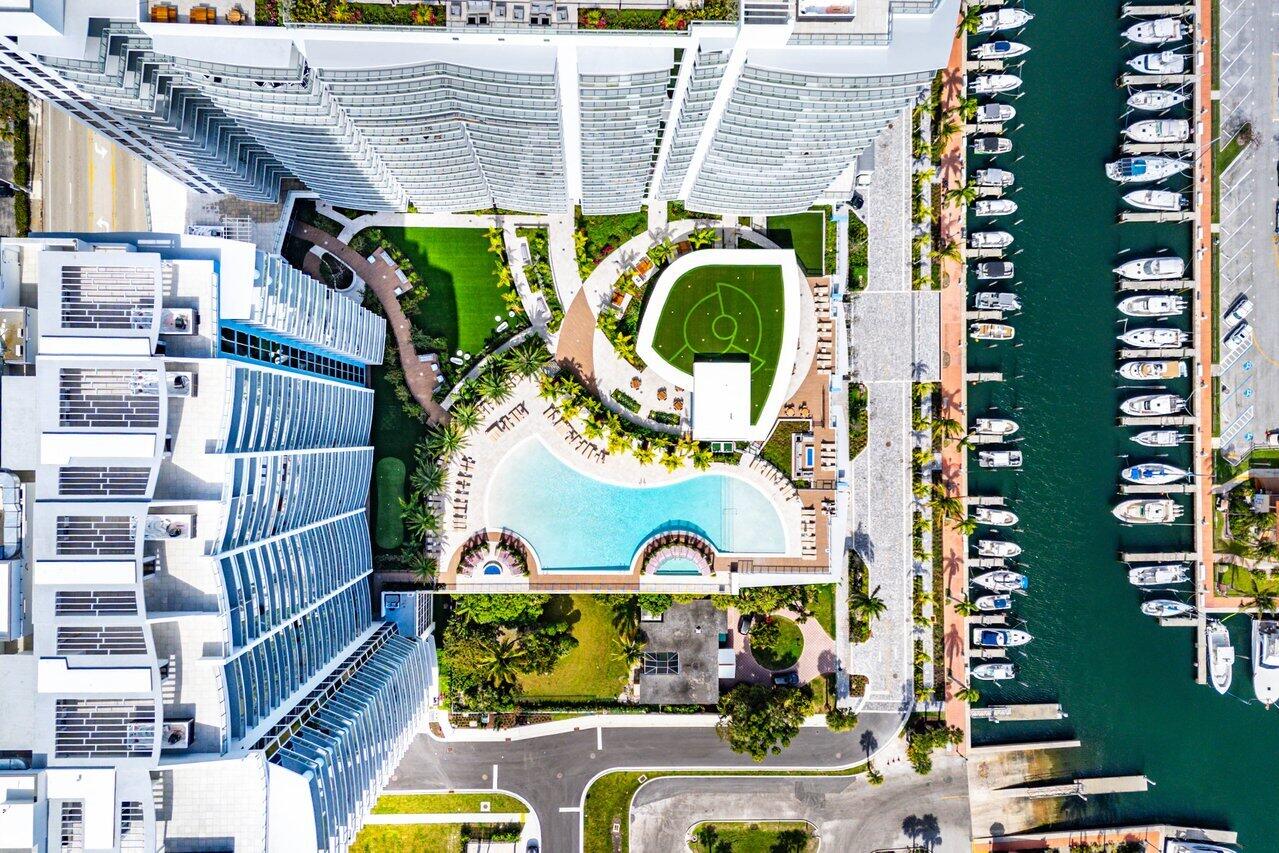 220 Lake Shore Drive 702 Property Photo 30