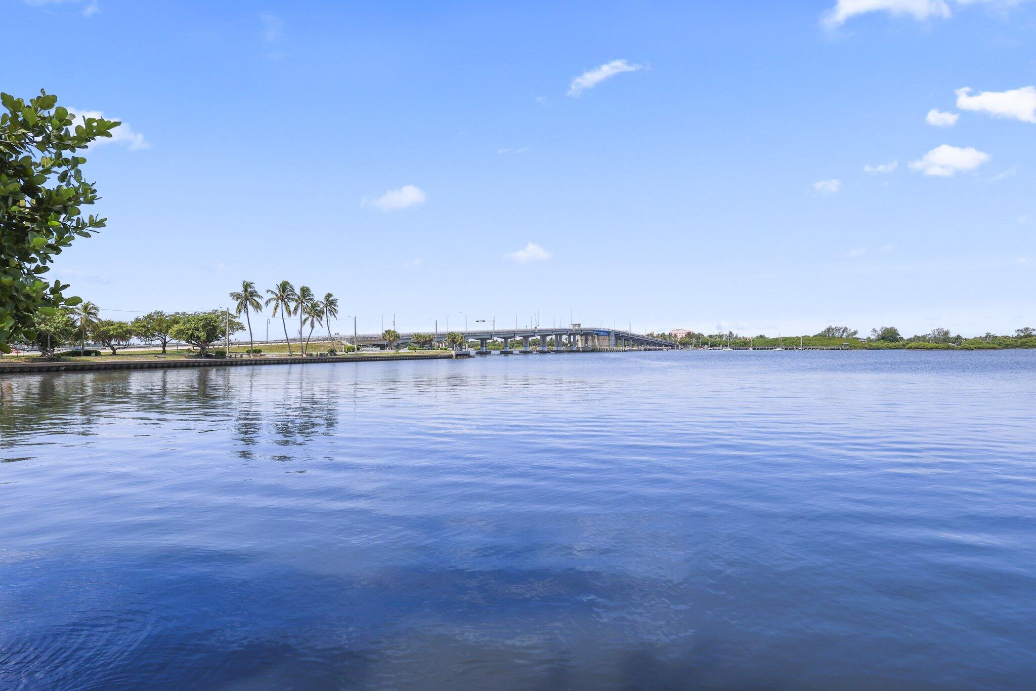 2860 S Ocean Boulevard 302 Property Photo 7