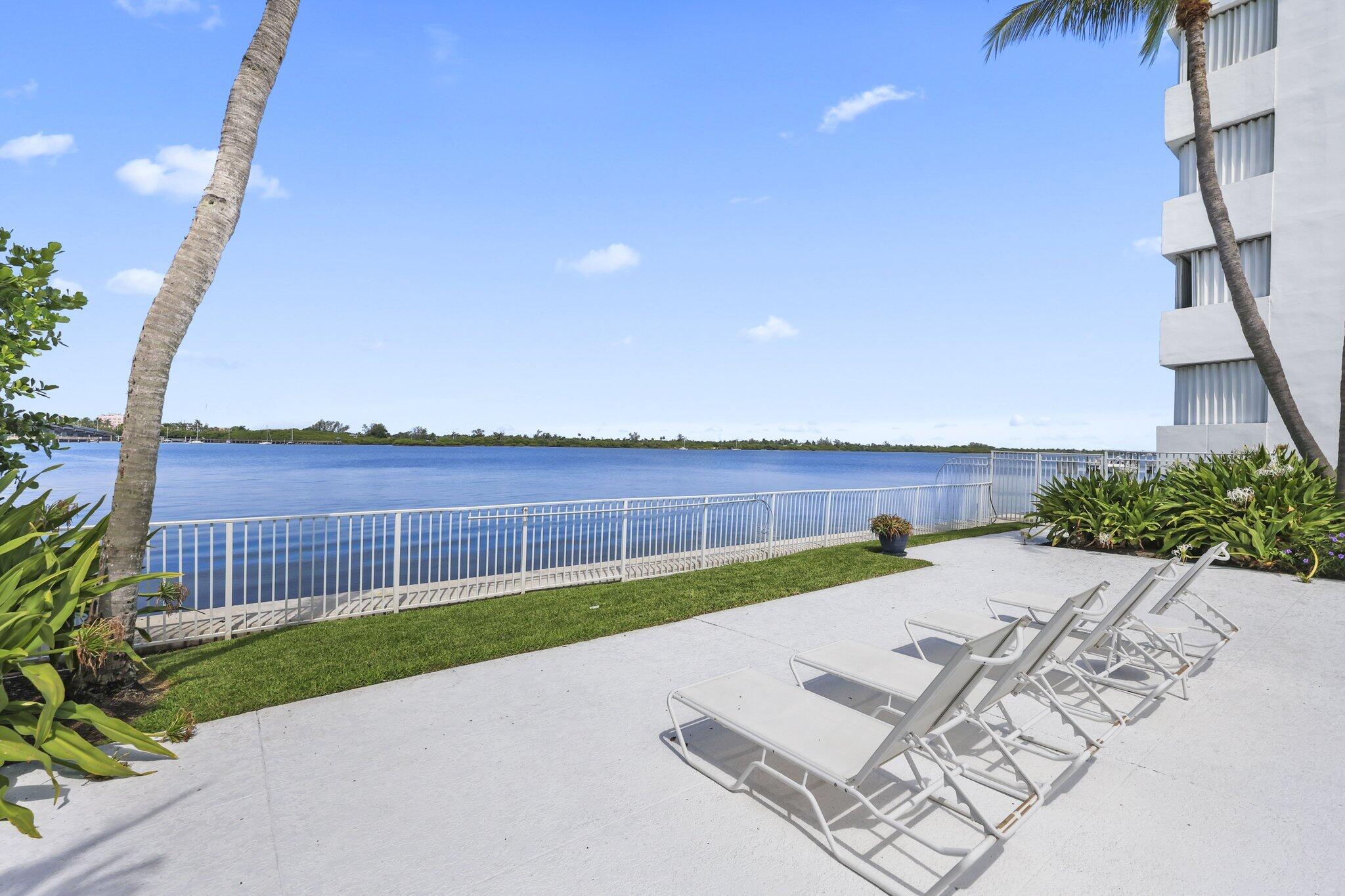 2860 S Ocean Boulevard 302 Property Photo 8