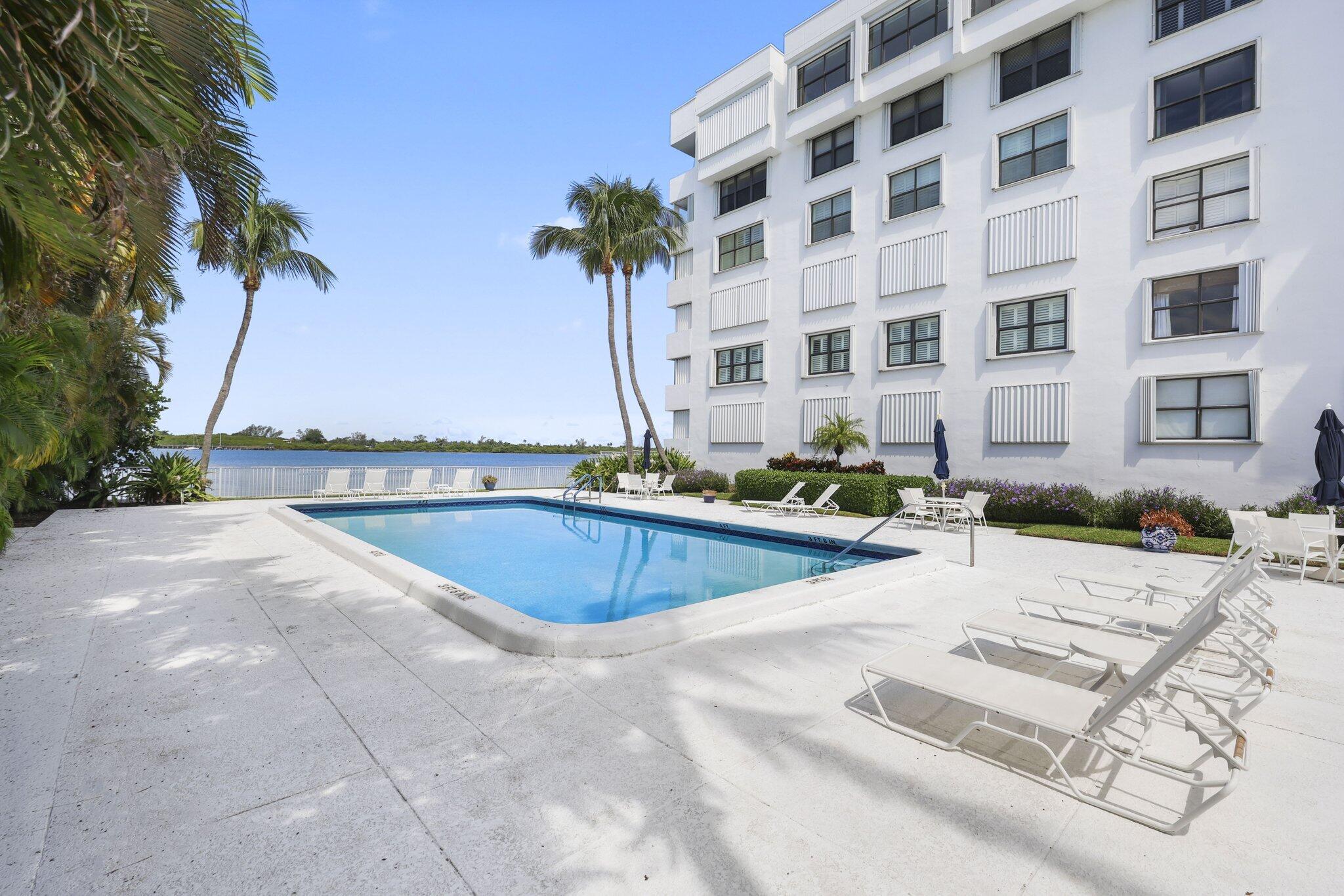 2860 S Ocean Boulevard 302 Property Photo 9