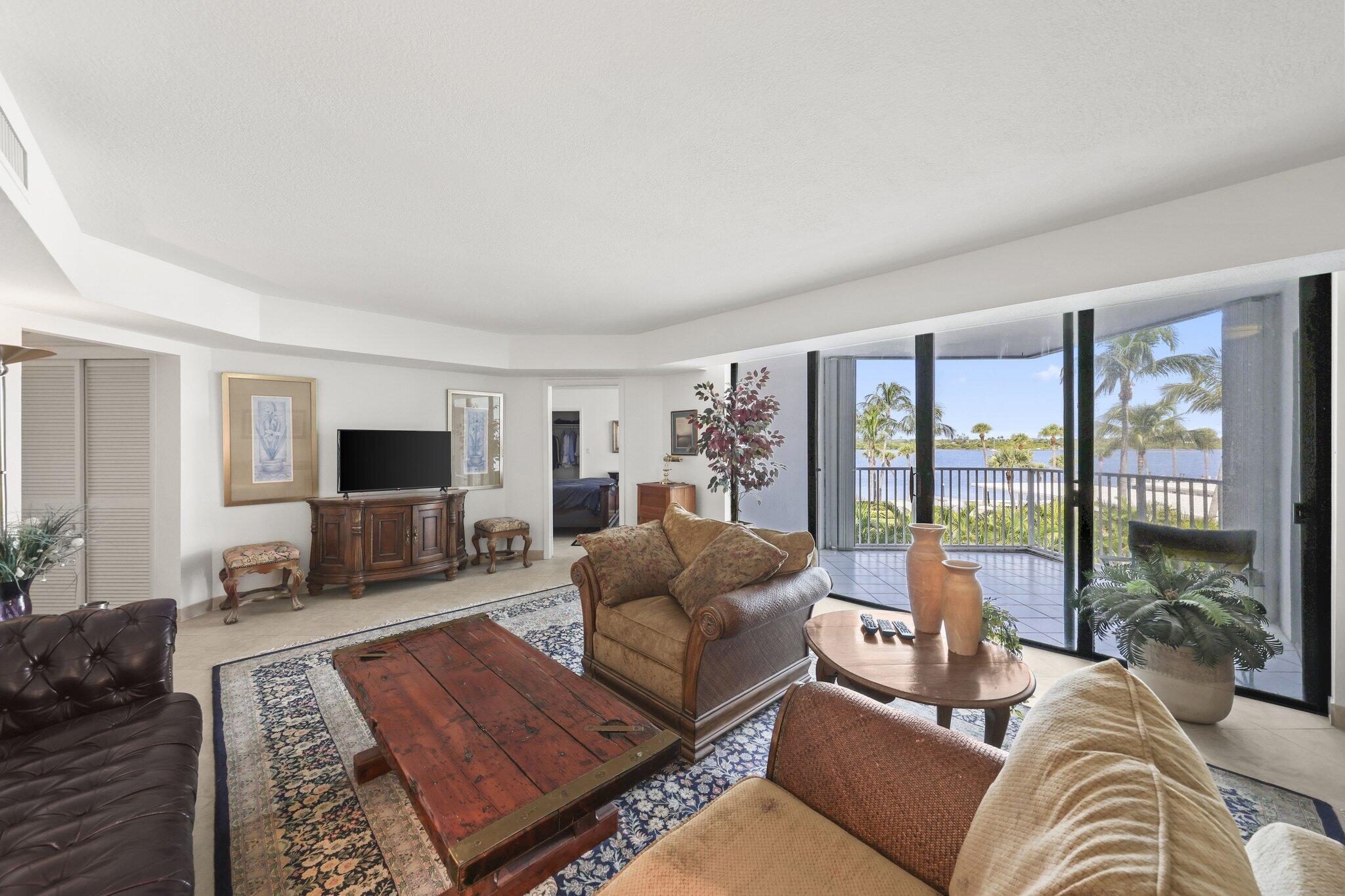 2860 S Ocean Boulevard 302 Property Photo 14