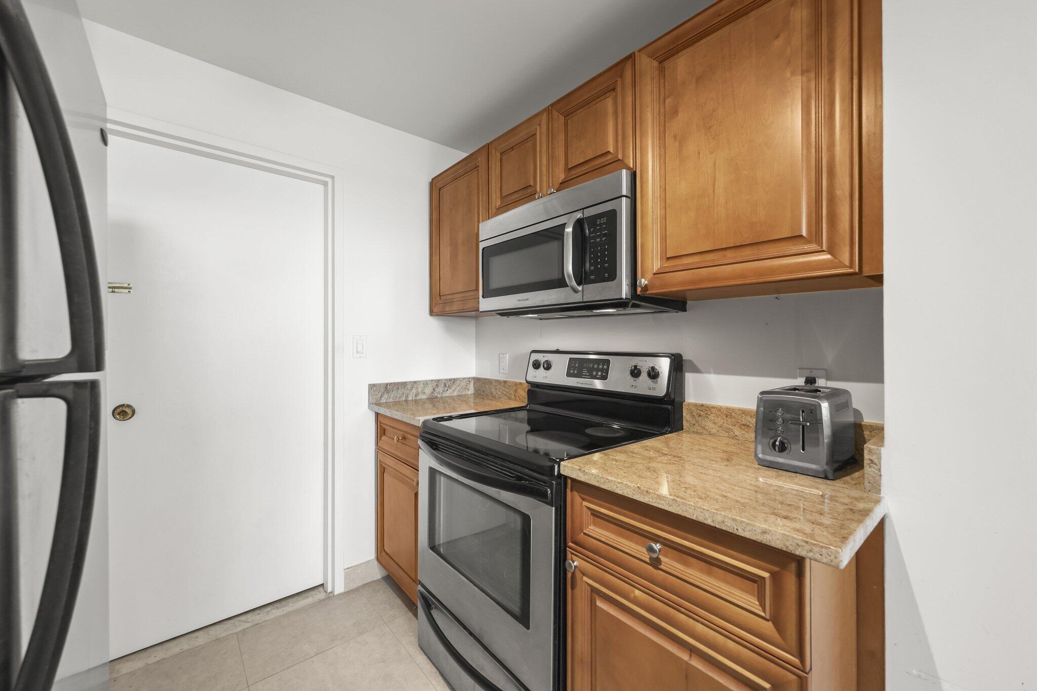 2860 S Ocean Boulevard 302 Property Photo 20