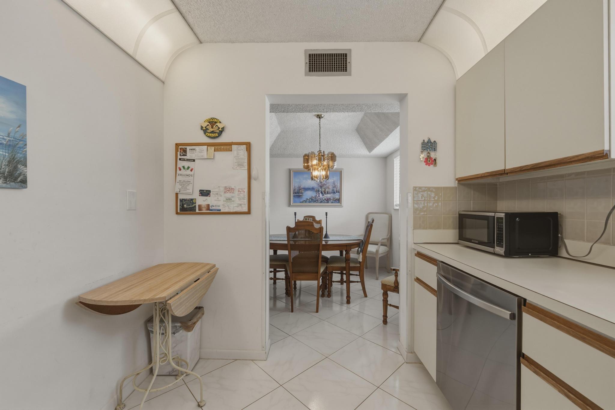 15108 Ashland Drive 217 Property Photo 11