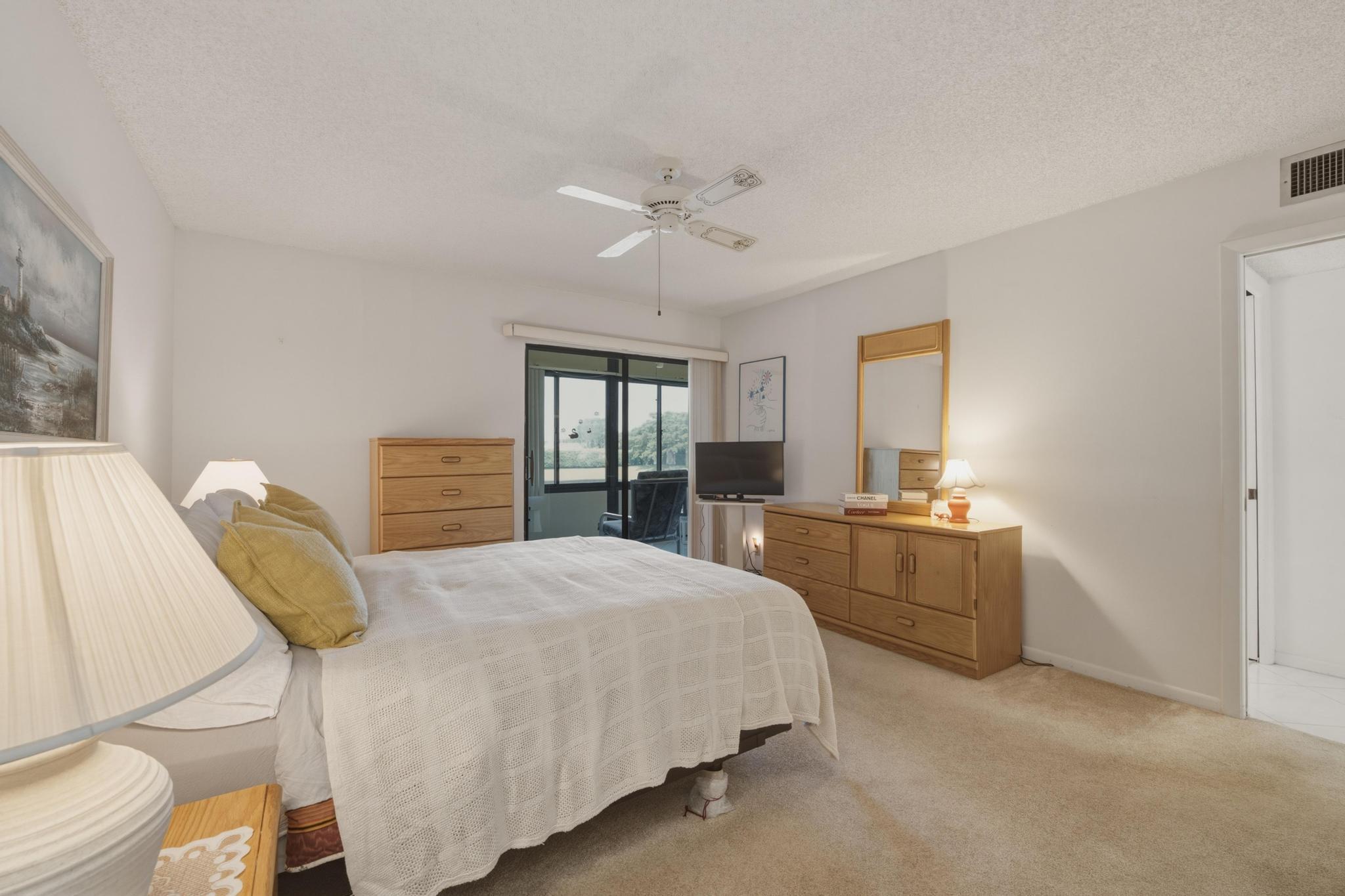15108 Ashland Drive 217 Property Photo 13