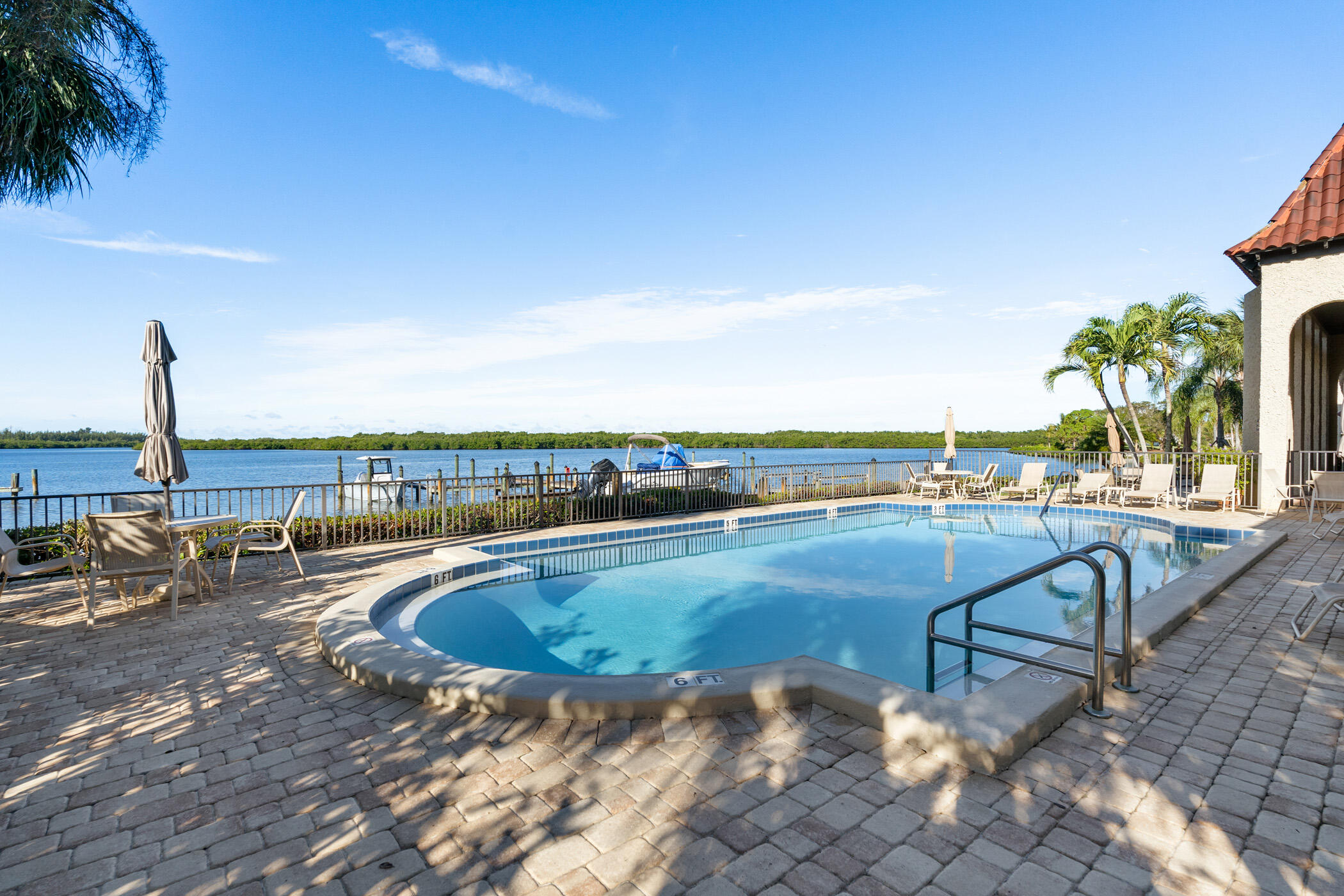 5151 Highway A1a 114 Property Photo 33
